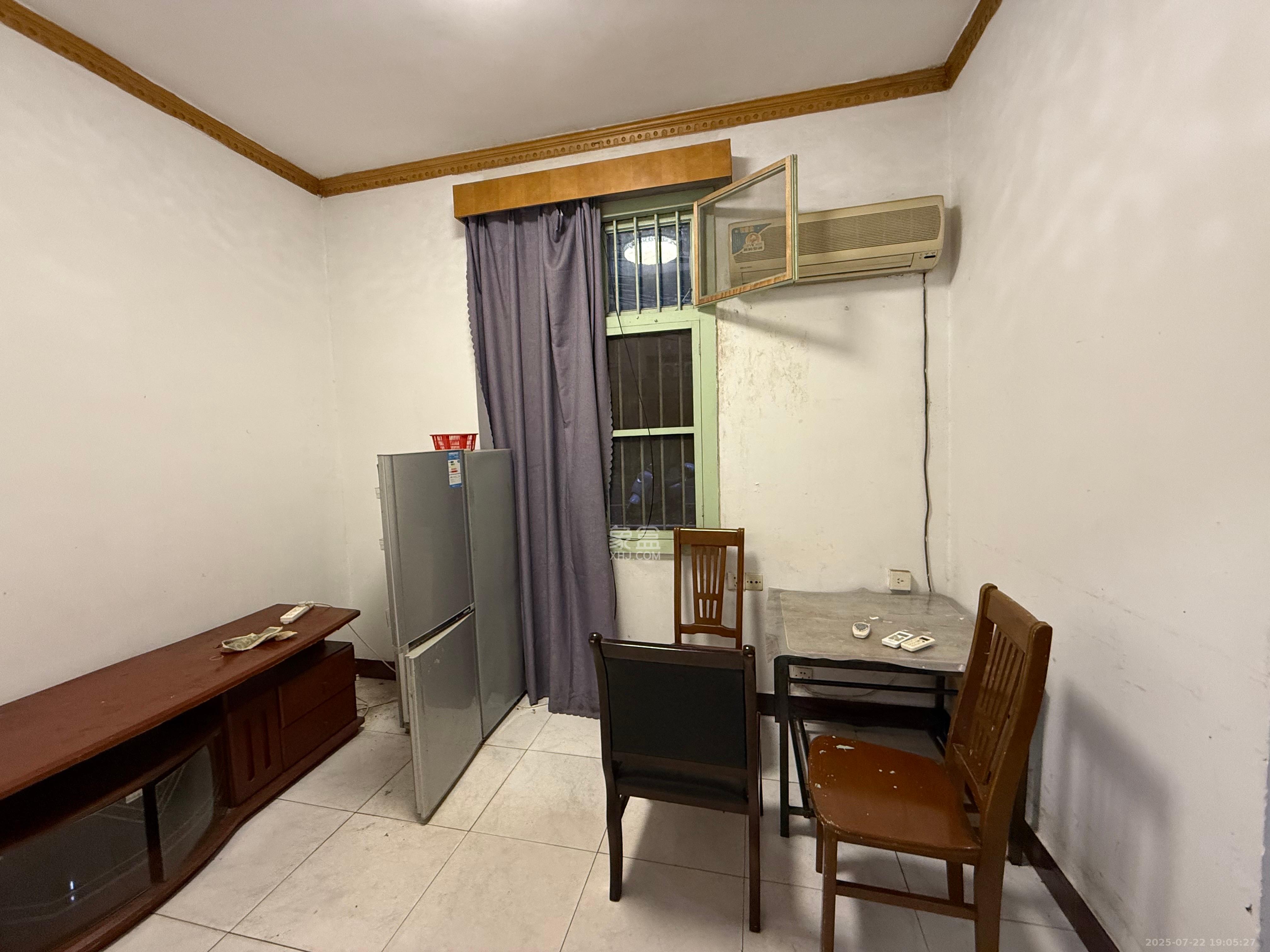 马王堆疗养院单位房 2室2厅1卫 1600.0元/月 马王堆疗养院单位房 2室2厅1卫 1600.0元/月室内图