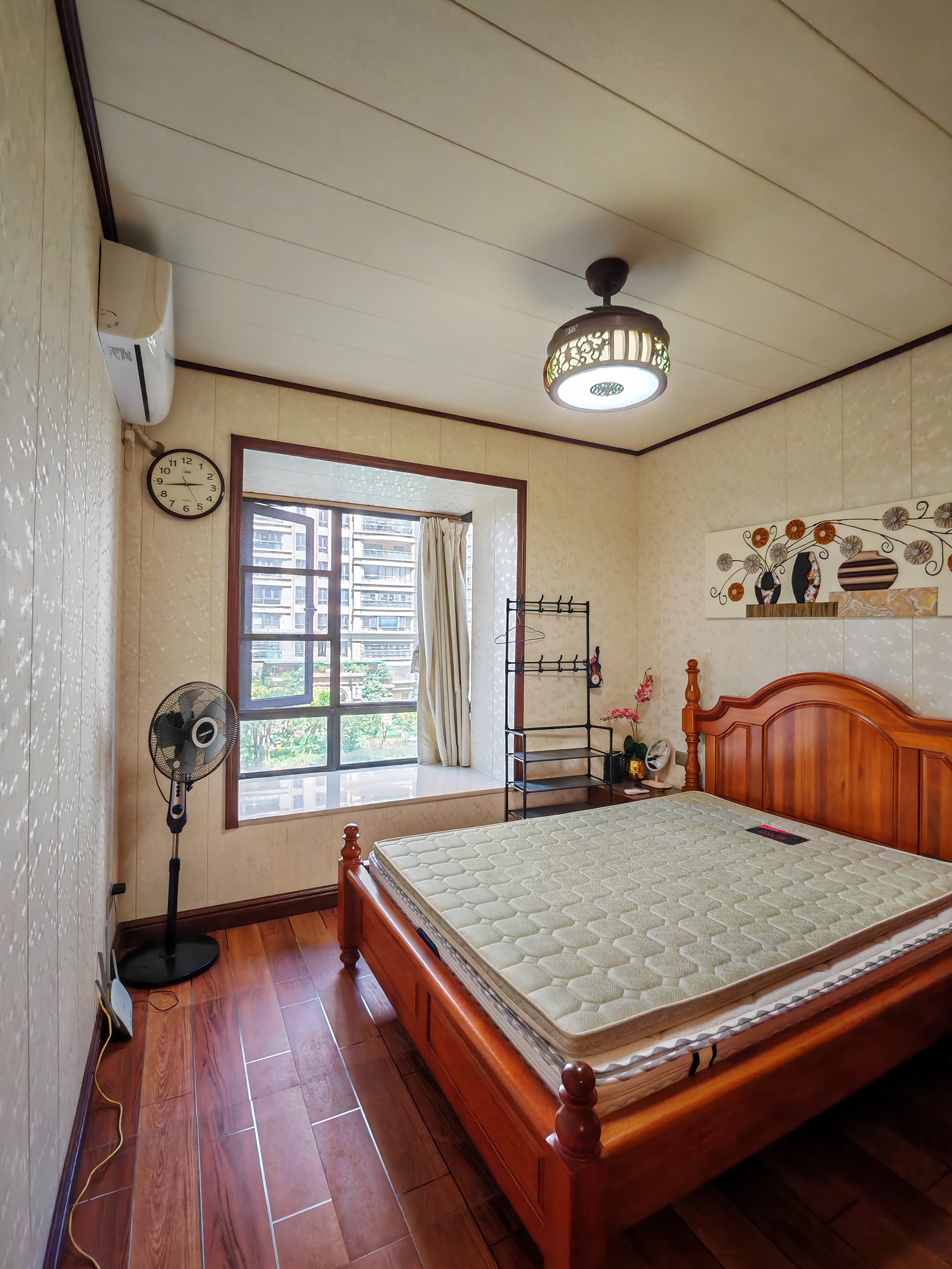 海阔天空-国瑞城三期(铂仕苑) 4室2厅3卫 9000.0元/月 海阔天空-国瑞城三期(铂仕苑) 4室2厅3卫 9000.0元/月室内图