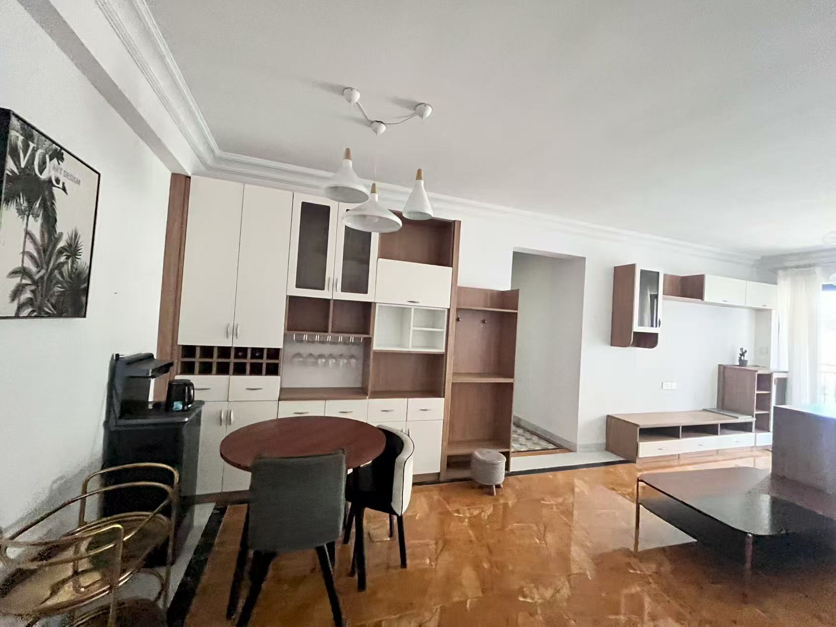 碧桂园梓山府 3室2厅2卫 2000.0元/月 碧桂园梓山府 3室2厅2卫 2000.0元/月室内图