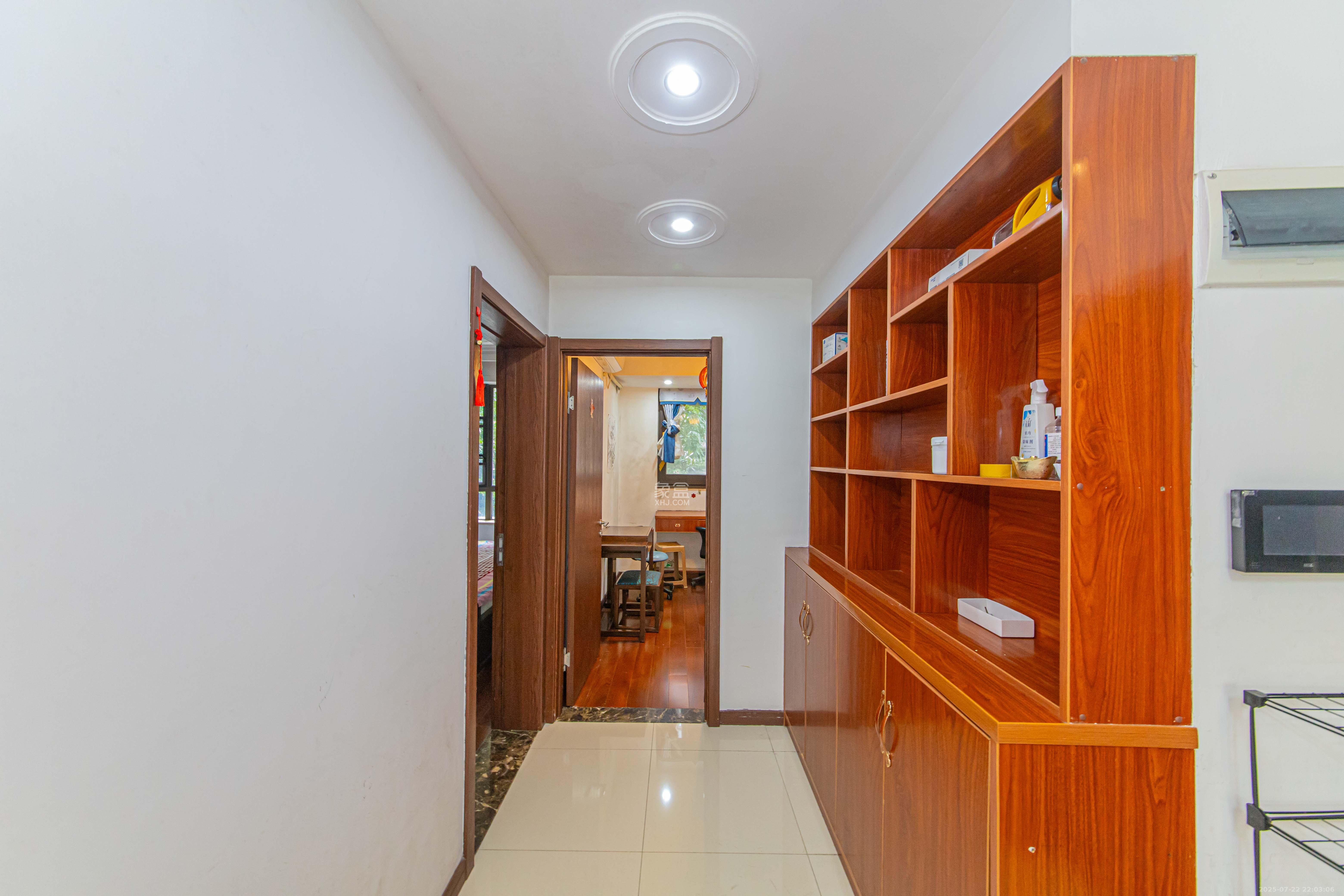 绿地公馆（绿地名邸）  3室2厅1卫    120.0万其他