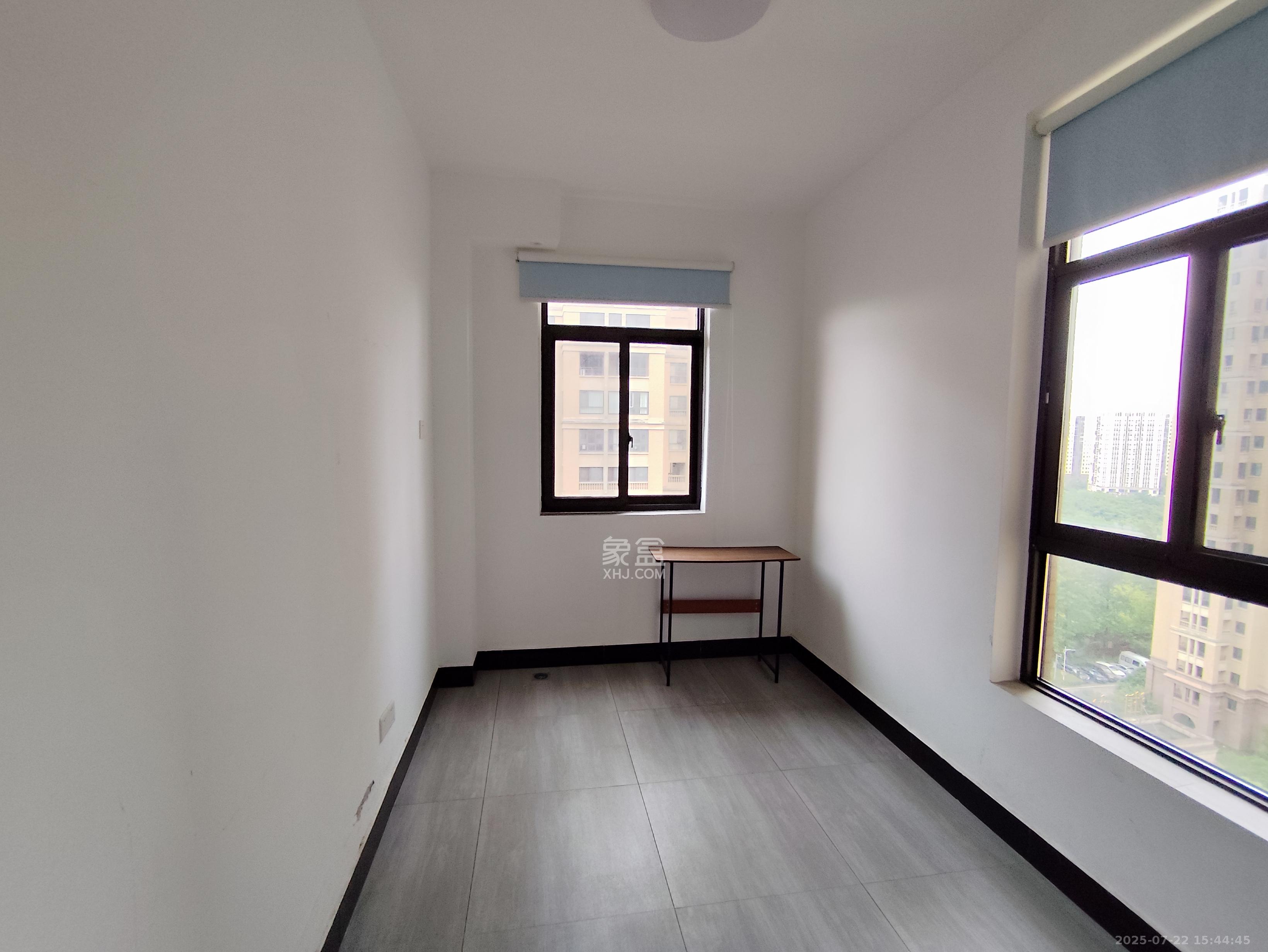 湘水郡(兴旺小爱同学)  4室2厅2卫    2400.0元/月 湘水郡(兴旺小爱同学)  4室2厅2卫    2400.0元/月室内图