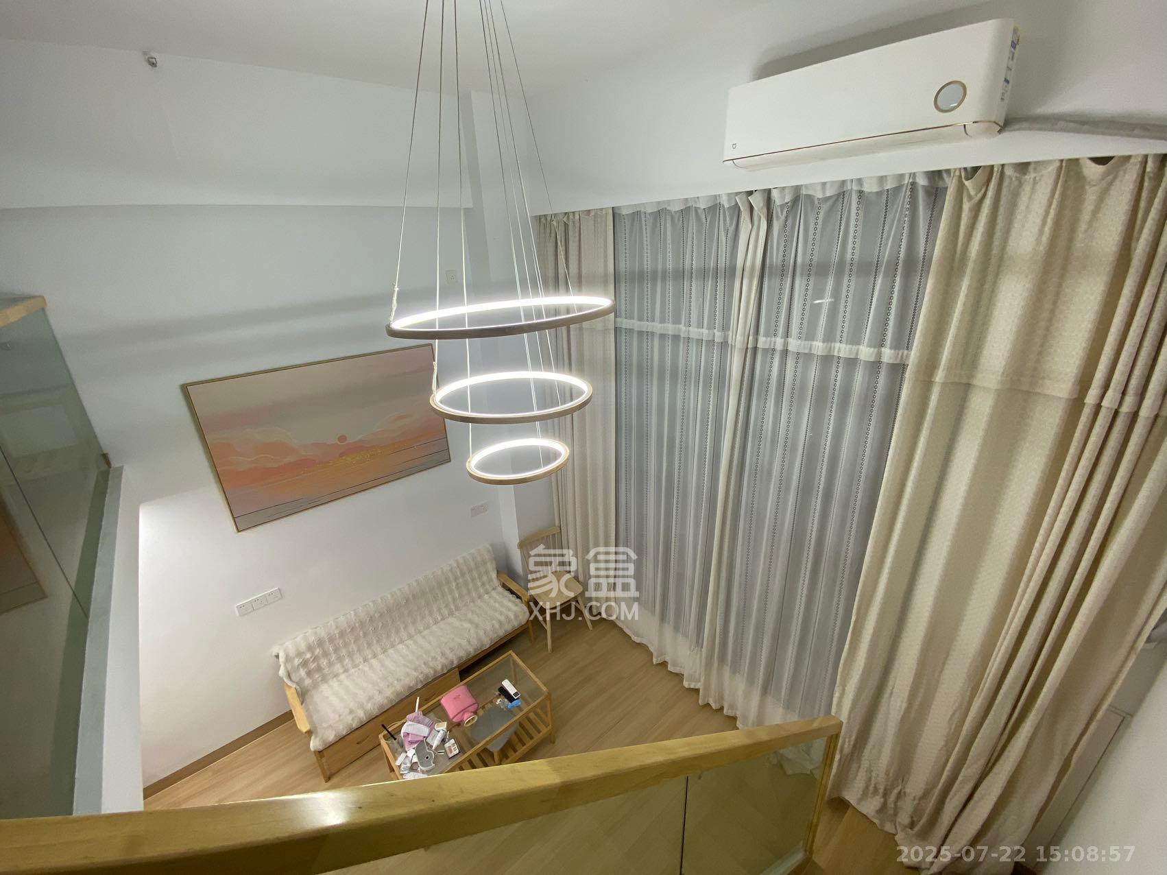 荣盛花语书苑  1室0厅0卫    2100.0元/月 荣盛花语书苑  1室0厅0卫    2100.0元/月室内图