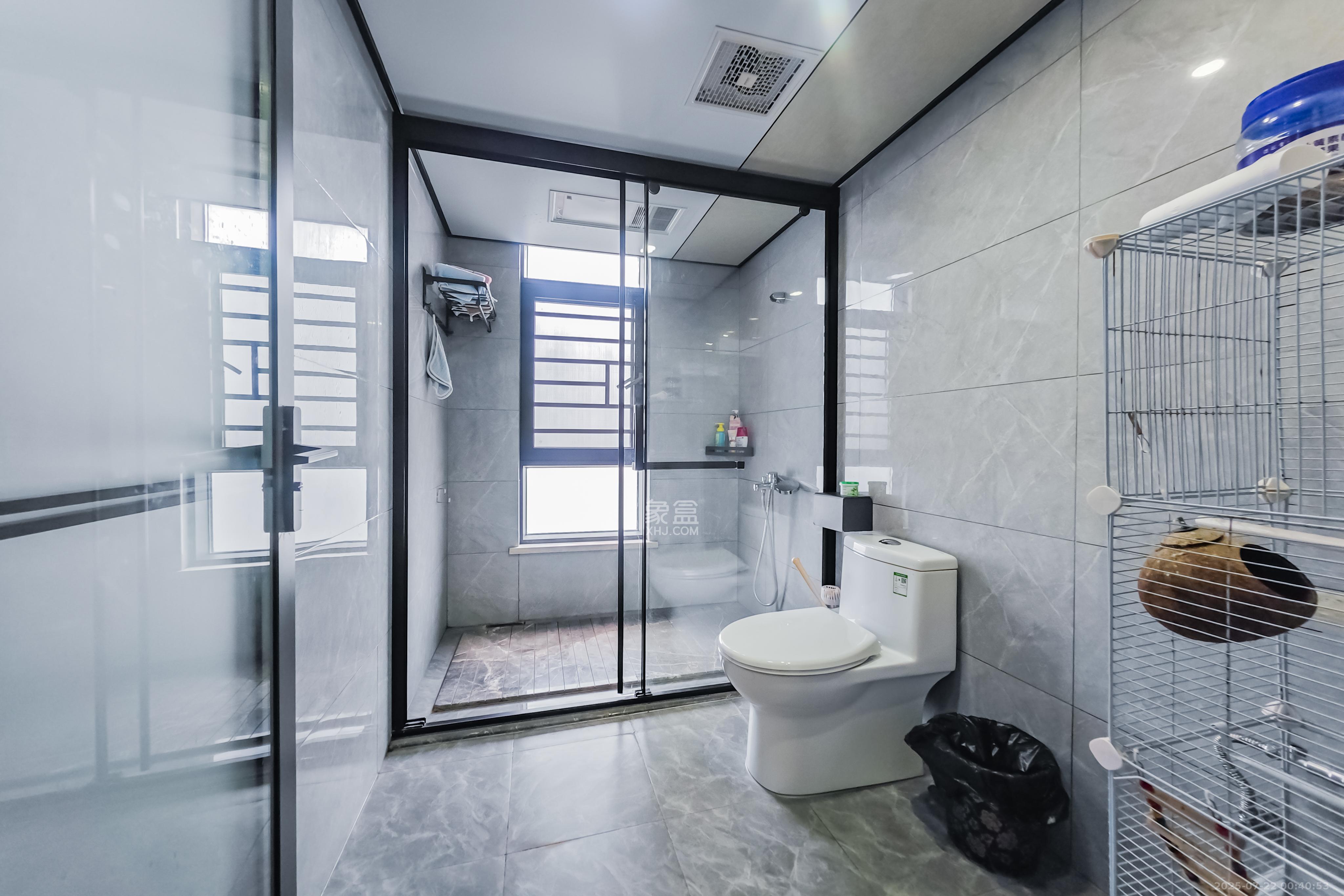 兴旺正佳广场(金石雅苑) 5室2厅2卫 139.0万 兴旺正佳广场(金石雅苑) 5室2厅2卫 139.0万其他