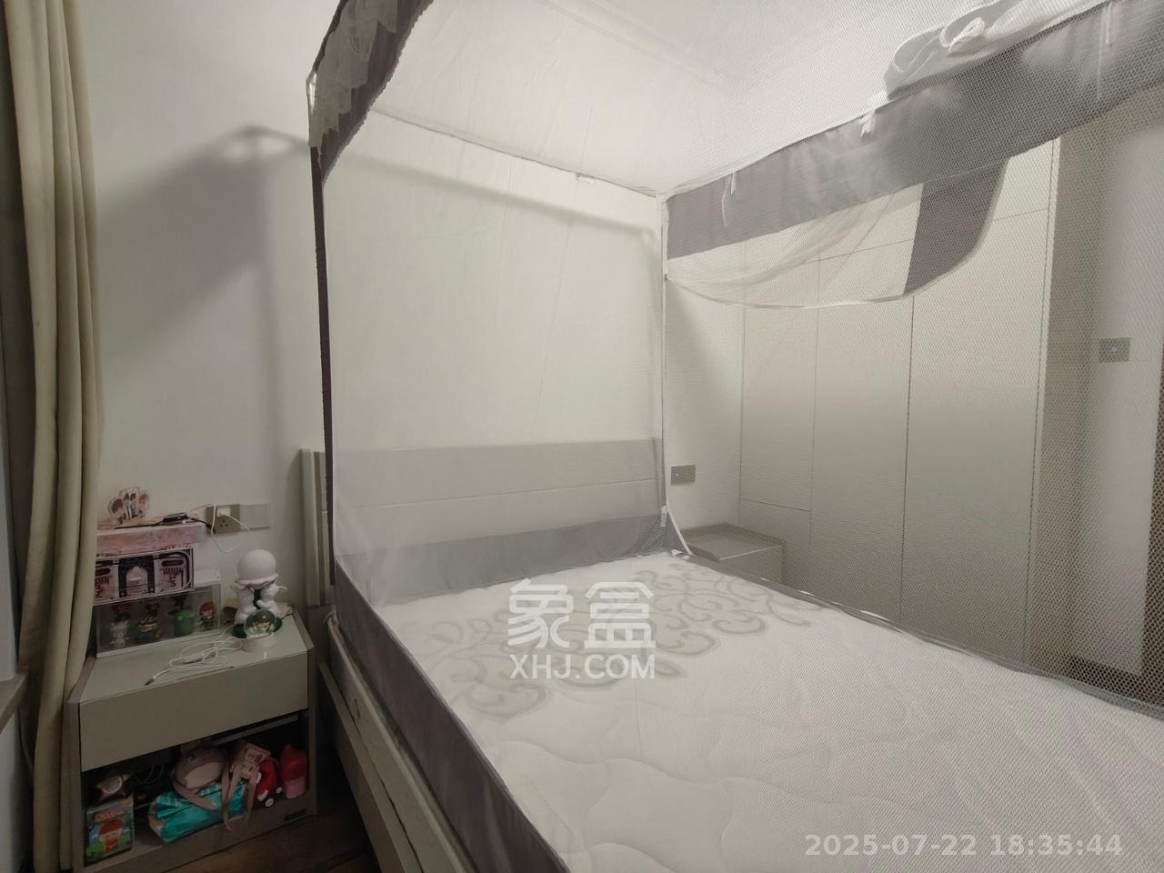 梦想新天地  3室2厅2卫   3500.00元/月室内图
