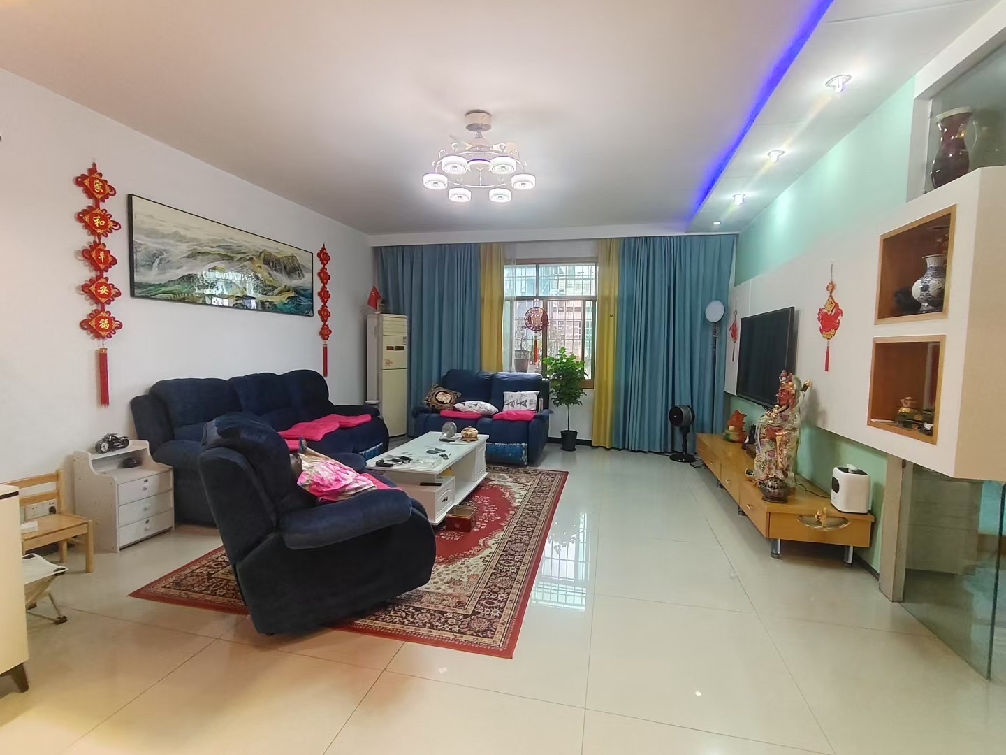 邮政家属楼  4室2厅2卫    50.0万