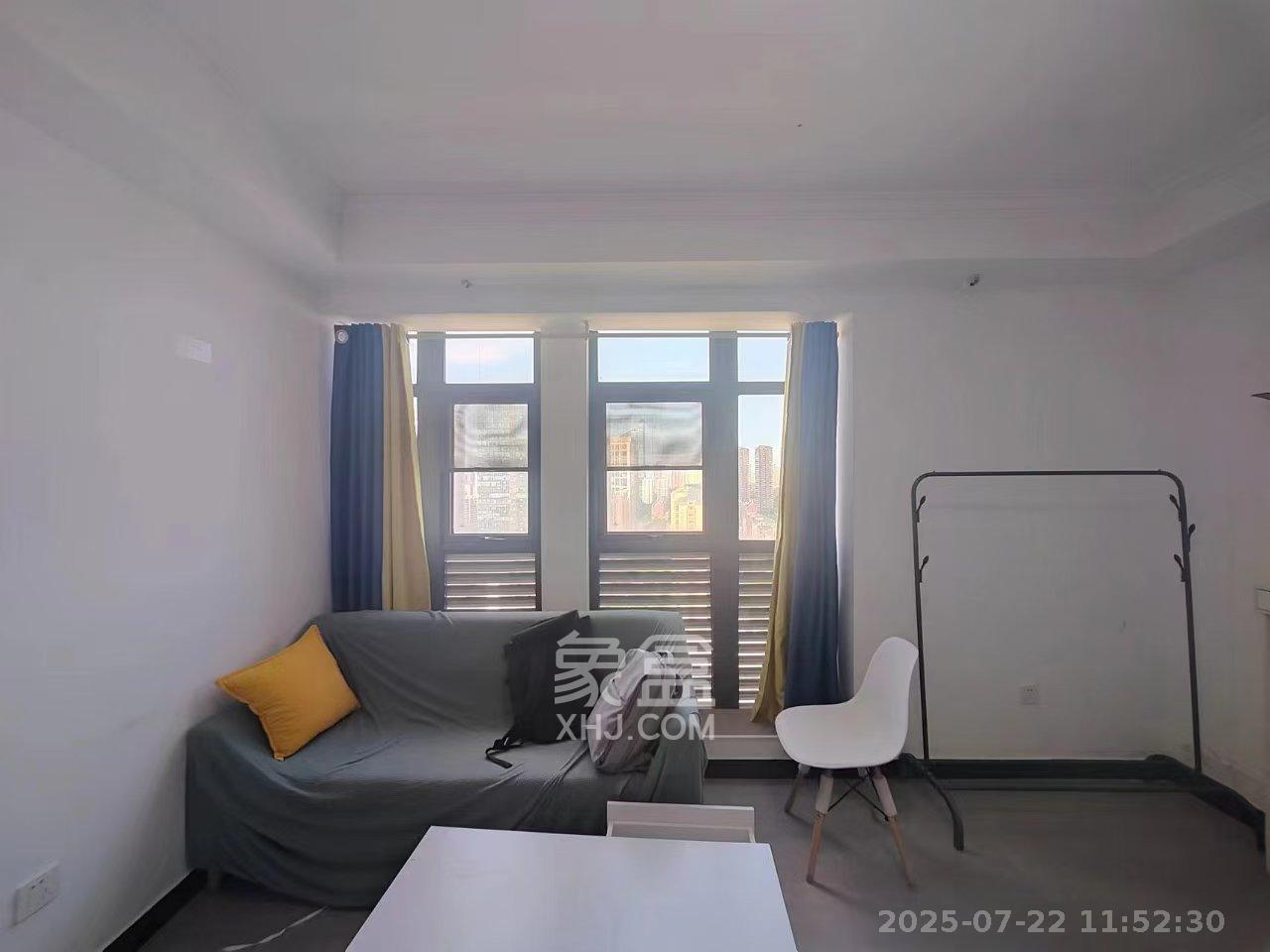 欧亚达国际广场  2室2厅1卫    1800.0元/月室内图