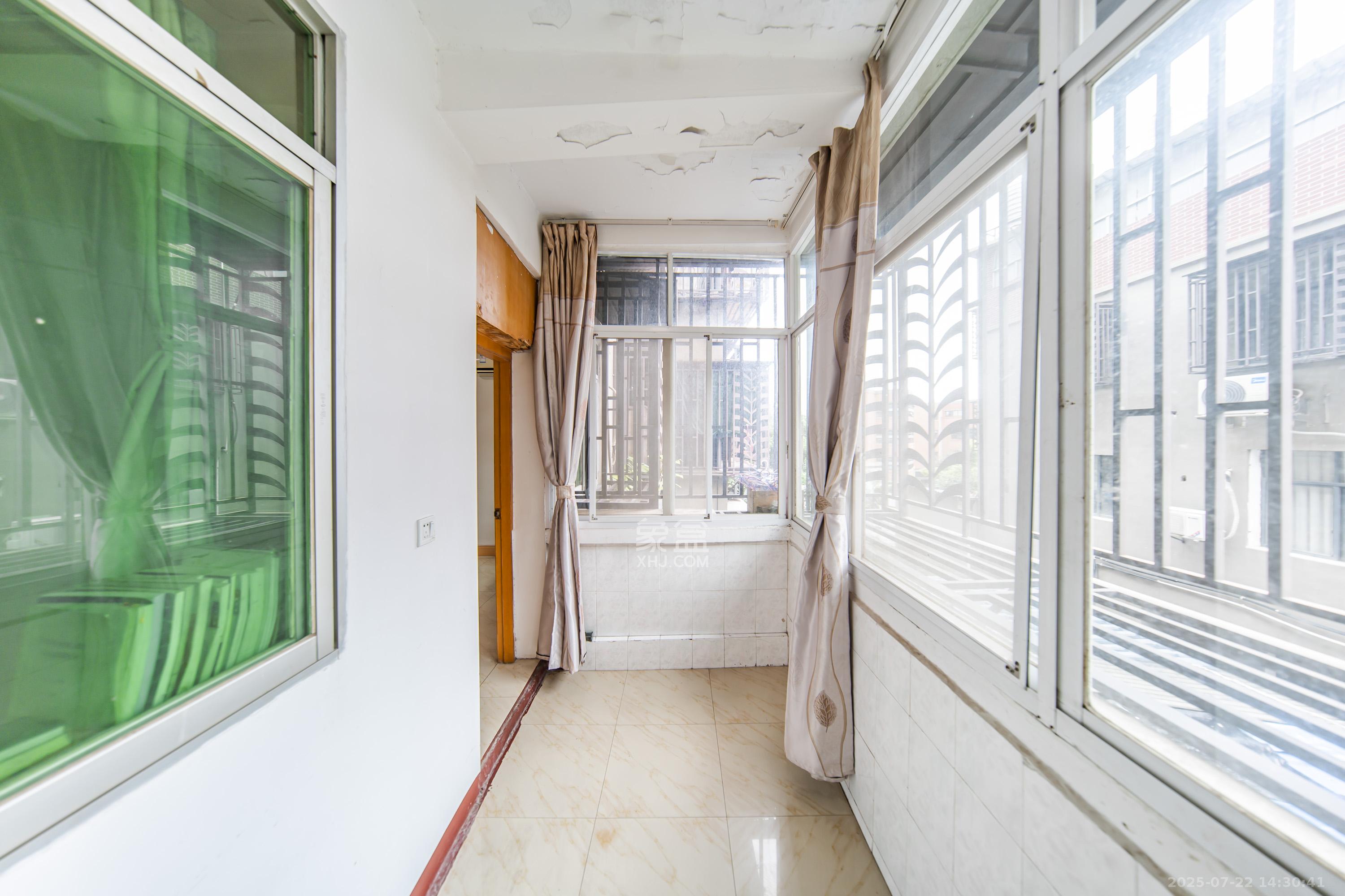 矿山研究院 2室2厅1卫 49.3万 矿山研究院 2室2厅1卫 49.3万阳台