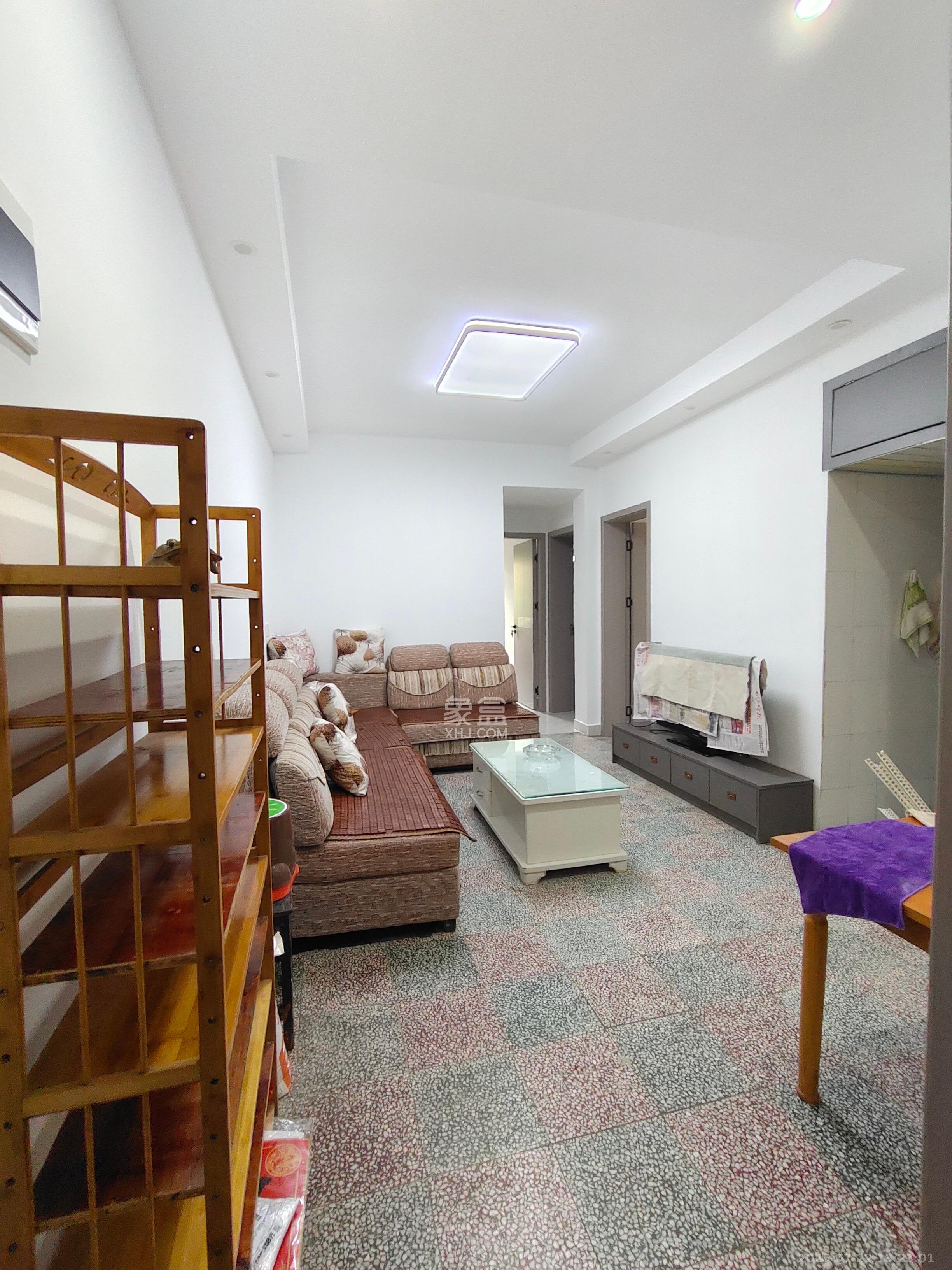 火星一片 3室1厅1卫 1800.0元/月 火星一片 3室1厅1卫 1800.0元/月室内图