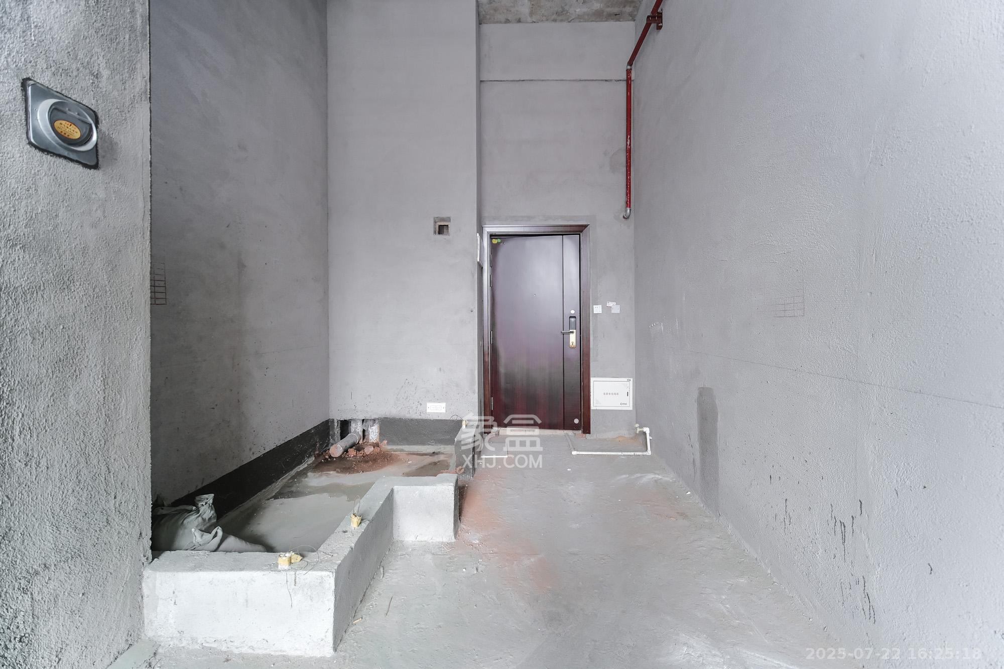 碧桂园翘楚棠  2室2厅1卫    20.0万 碧桂园翘楚棠  2室2厅1卫    20.0万厨房