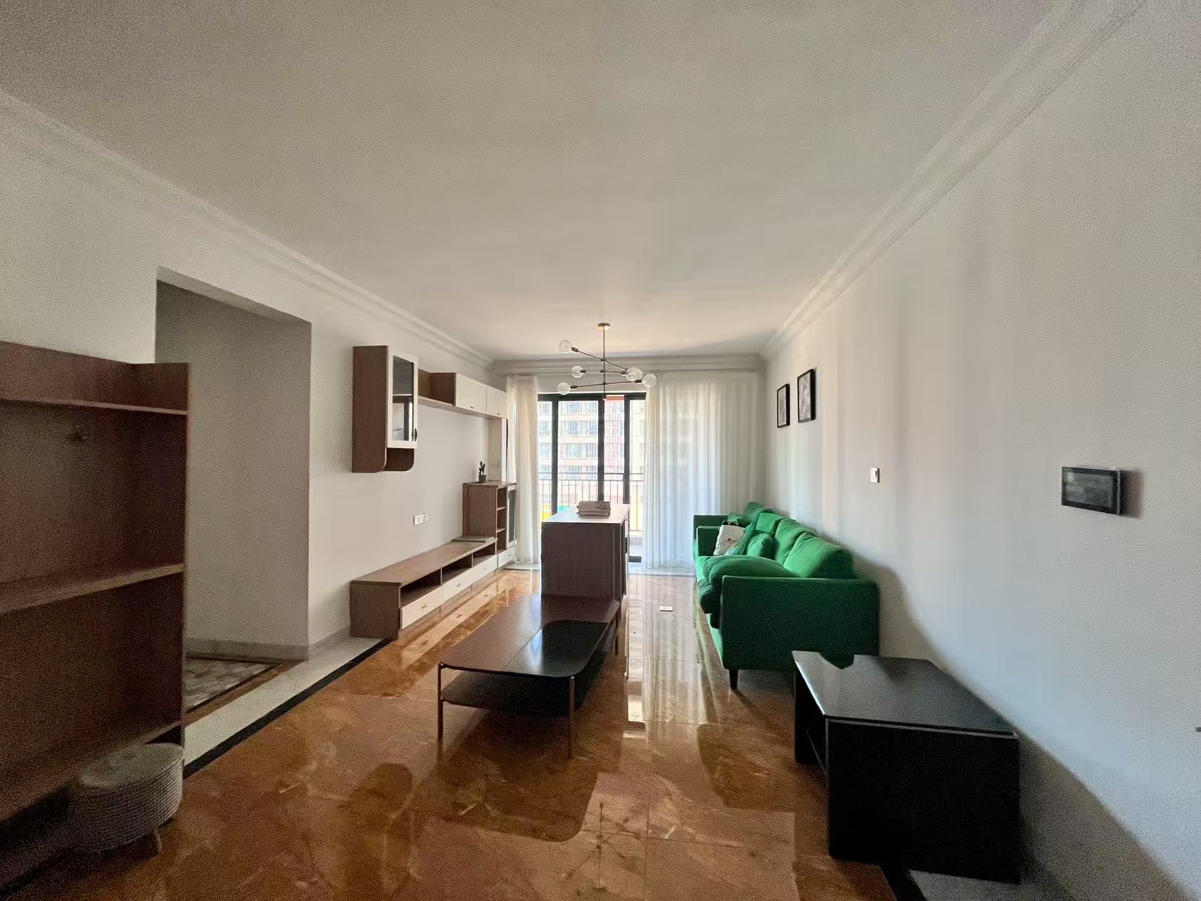 碧桂园梓山府 3室2厅2卫 2000.0元/月 碧桂园梓山府 3室2厅2卫 2000.0元/月室内图