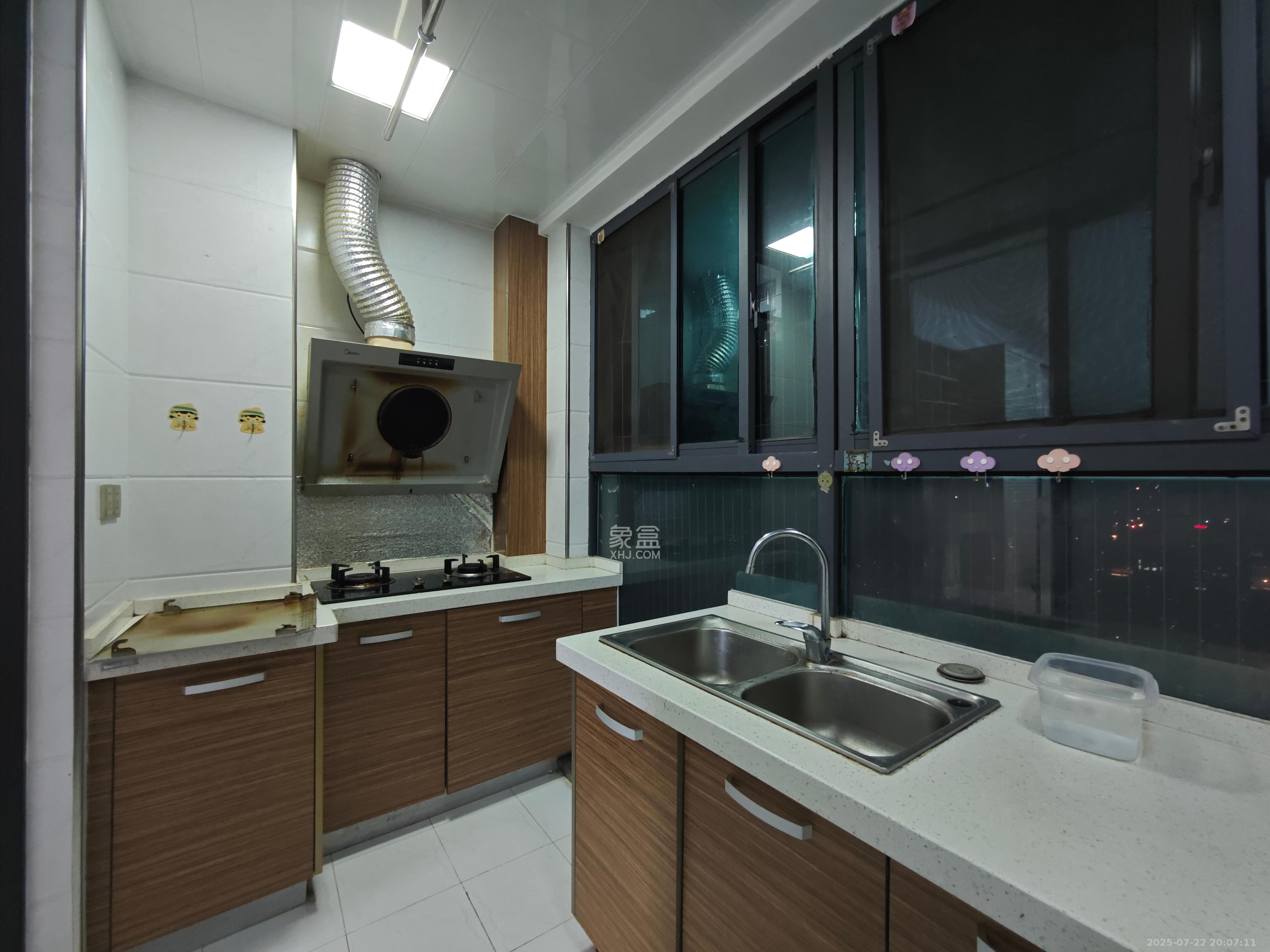 五矿万境水岸二期(五矿万境水岸和苑) 1室1厅1卫 1200.0元/月 五矿万境水岸二期(五矿万境水岸和苑) 1室1厅1卫 1200.0元/月室内图