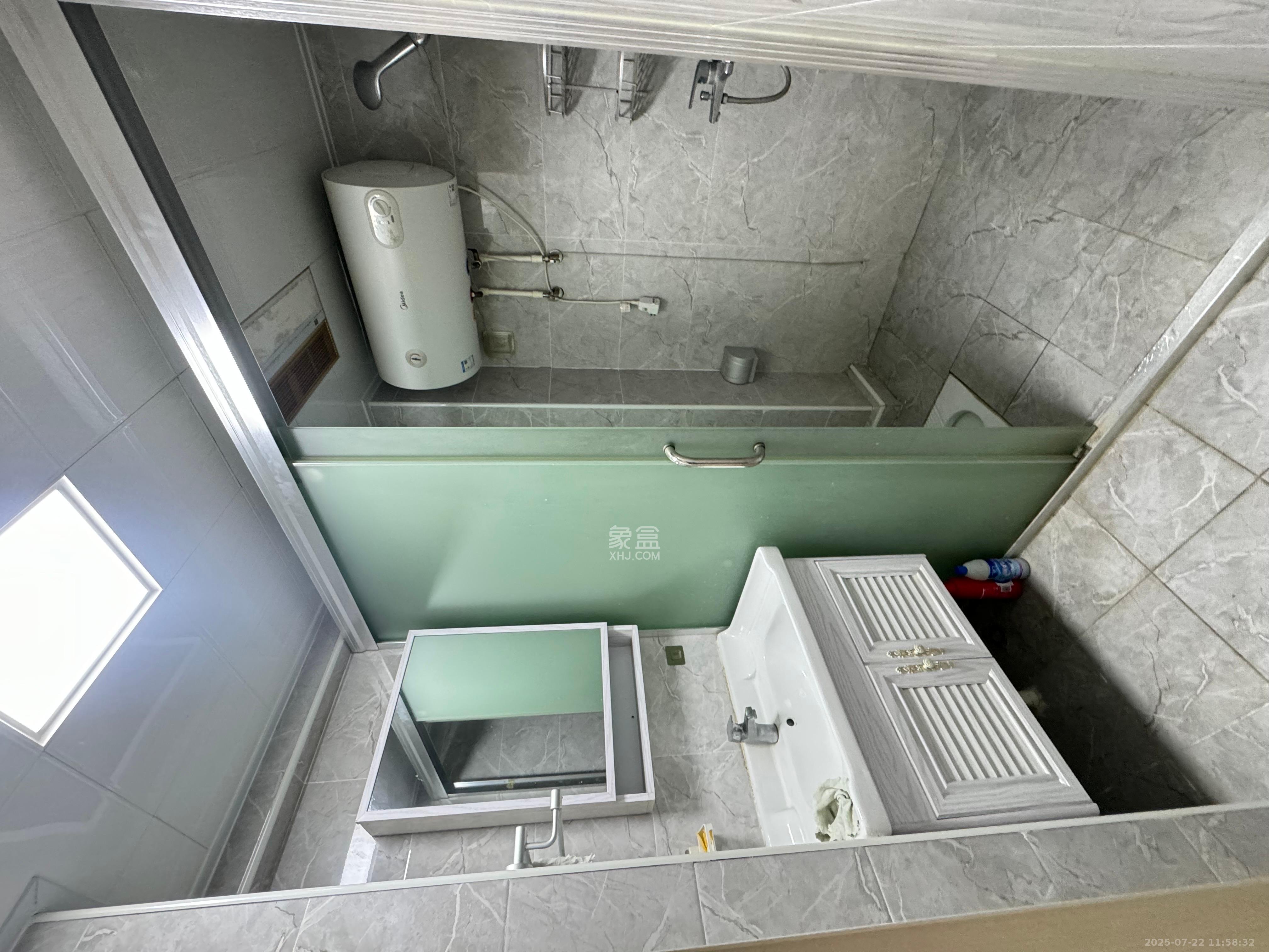 中交里城 1室1厅1卫 1500.0元/月 中交里城 1室1厅1卫 1500.0元/月室内图