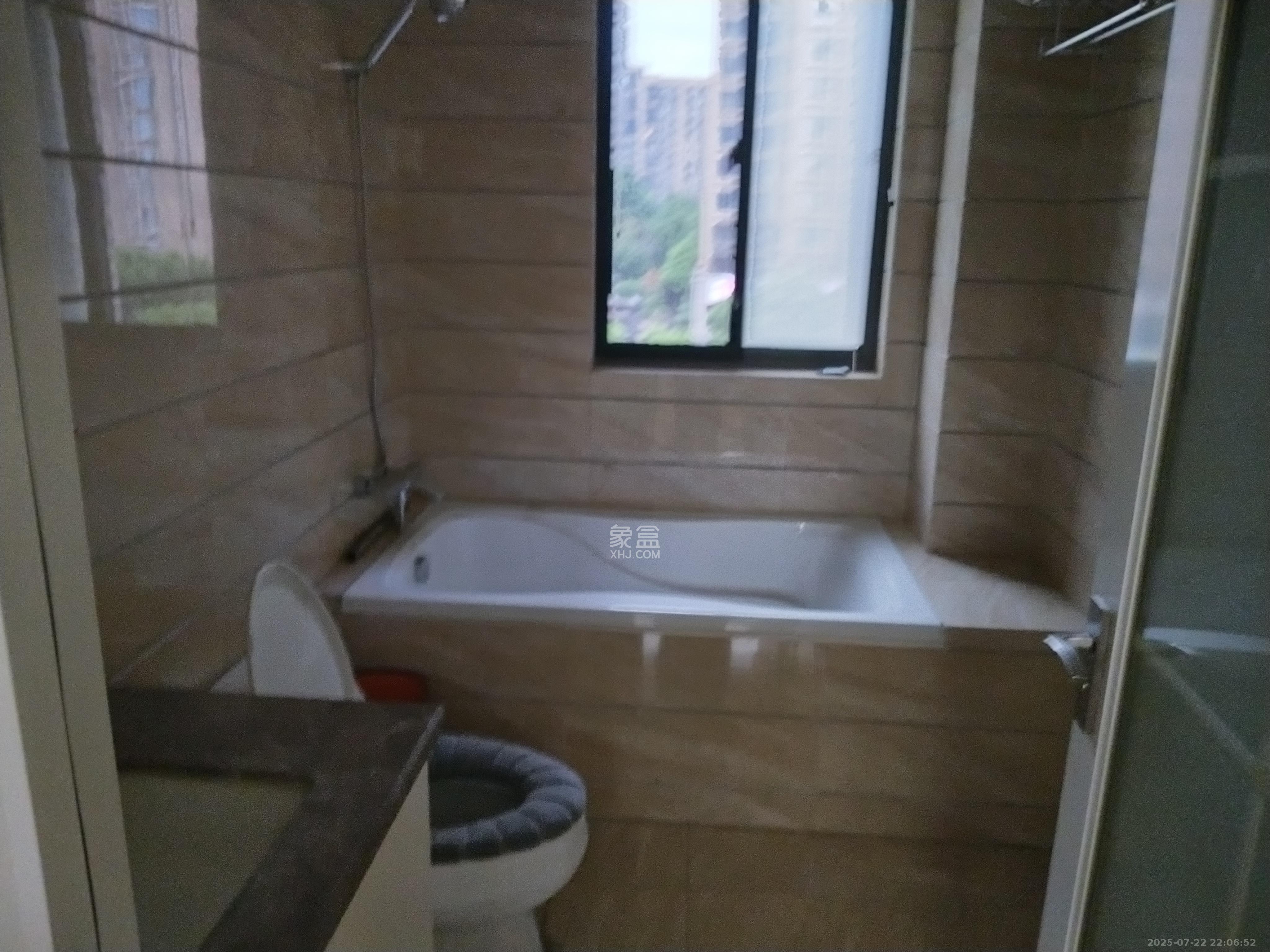 鑫远熙山 3室2厅1卫 2300.0元/月 鑫远熙山 3室2厅1卫 2300.0元/月室内图