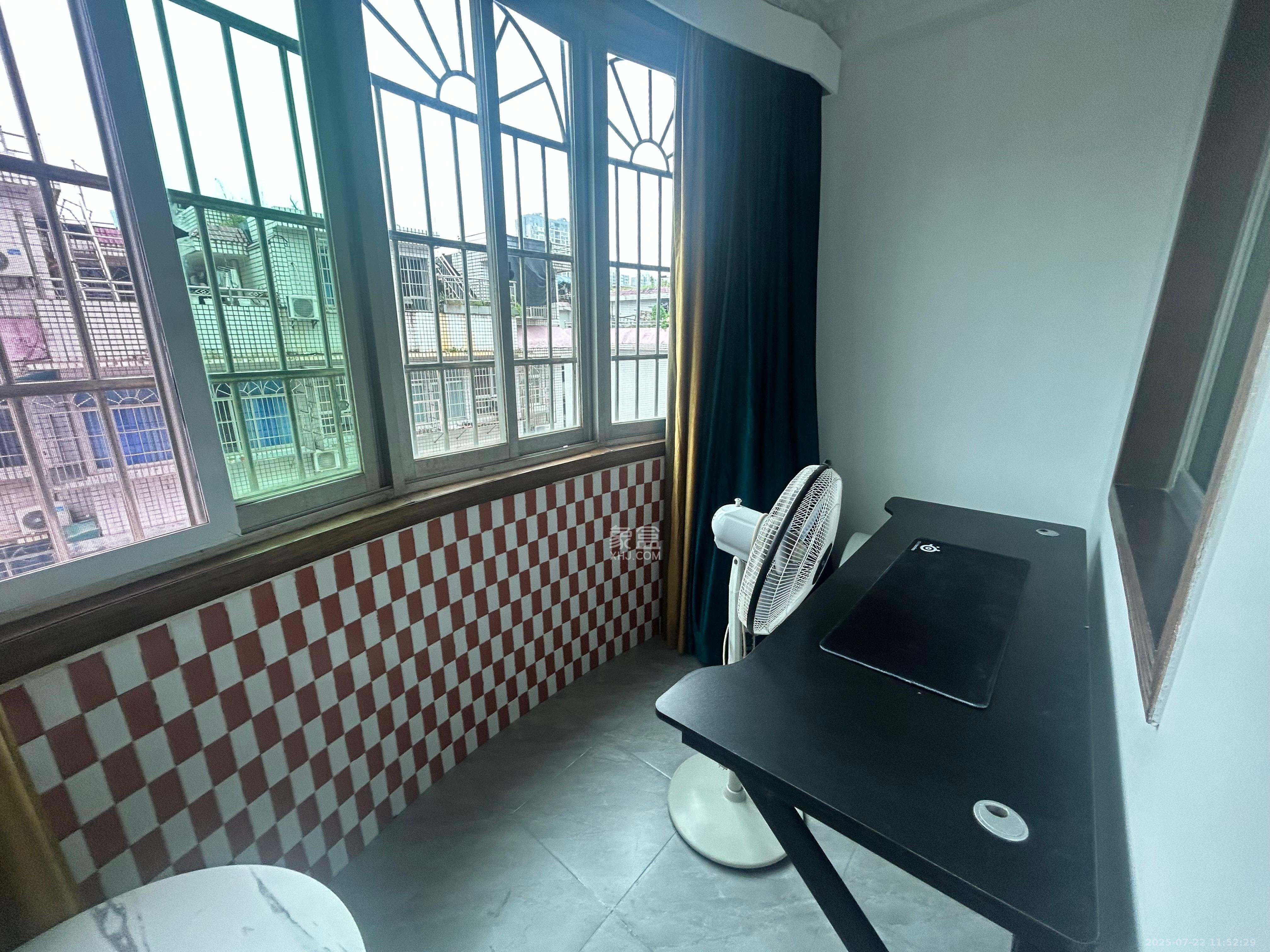 马王堆陶瓷建材新城 3室2厅1卫 2400.0元/月 马王堆陶瓷建材新城 3室2厅1卫 2400.0元/月室内图