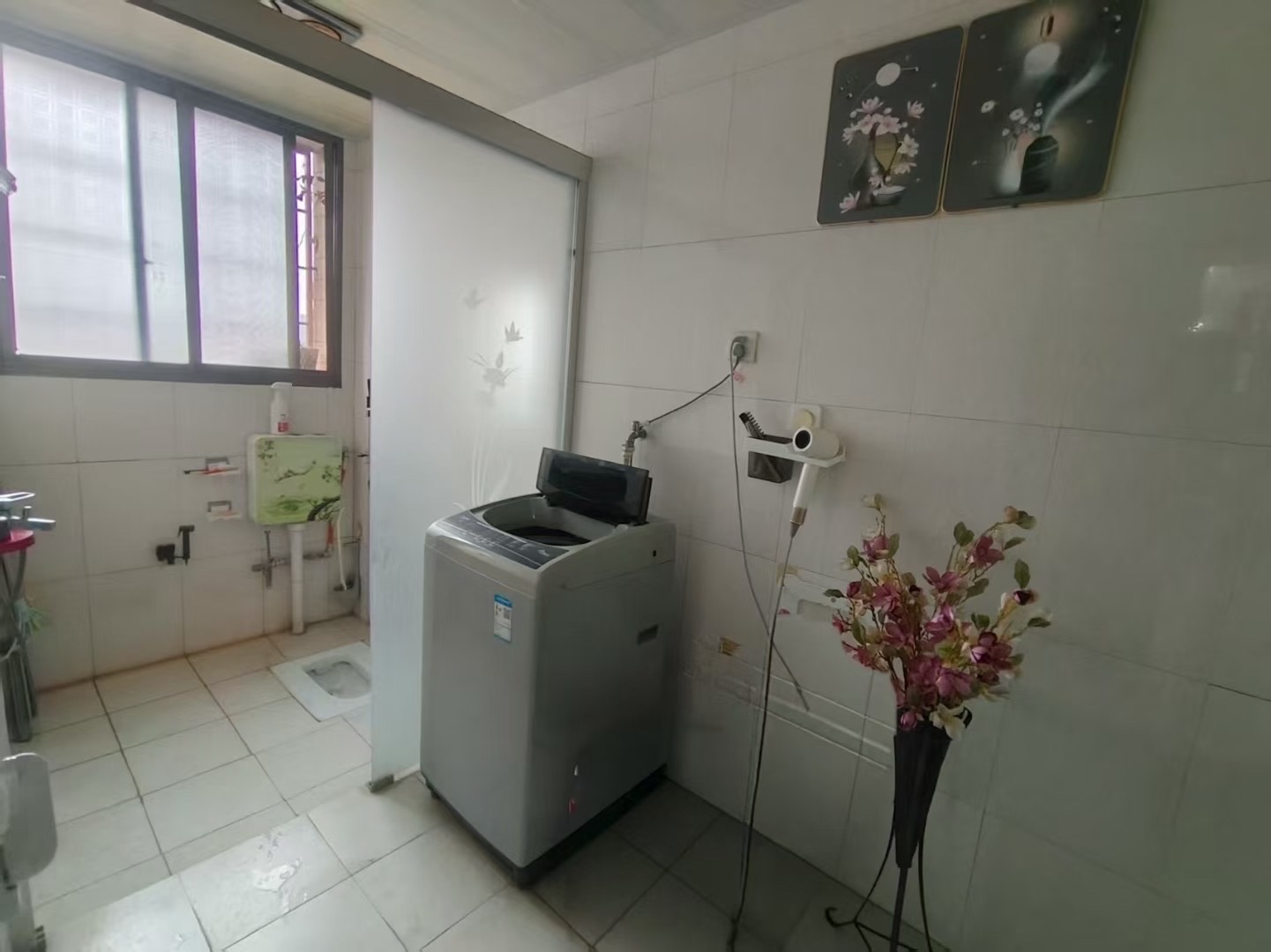 邮政家属楼 4室2厅2卫 50.0万 邮政家属楼 4室2厅2卫 50.0万客厅