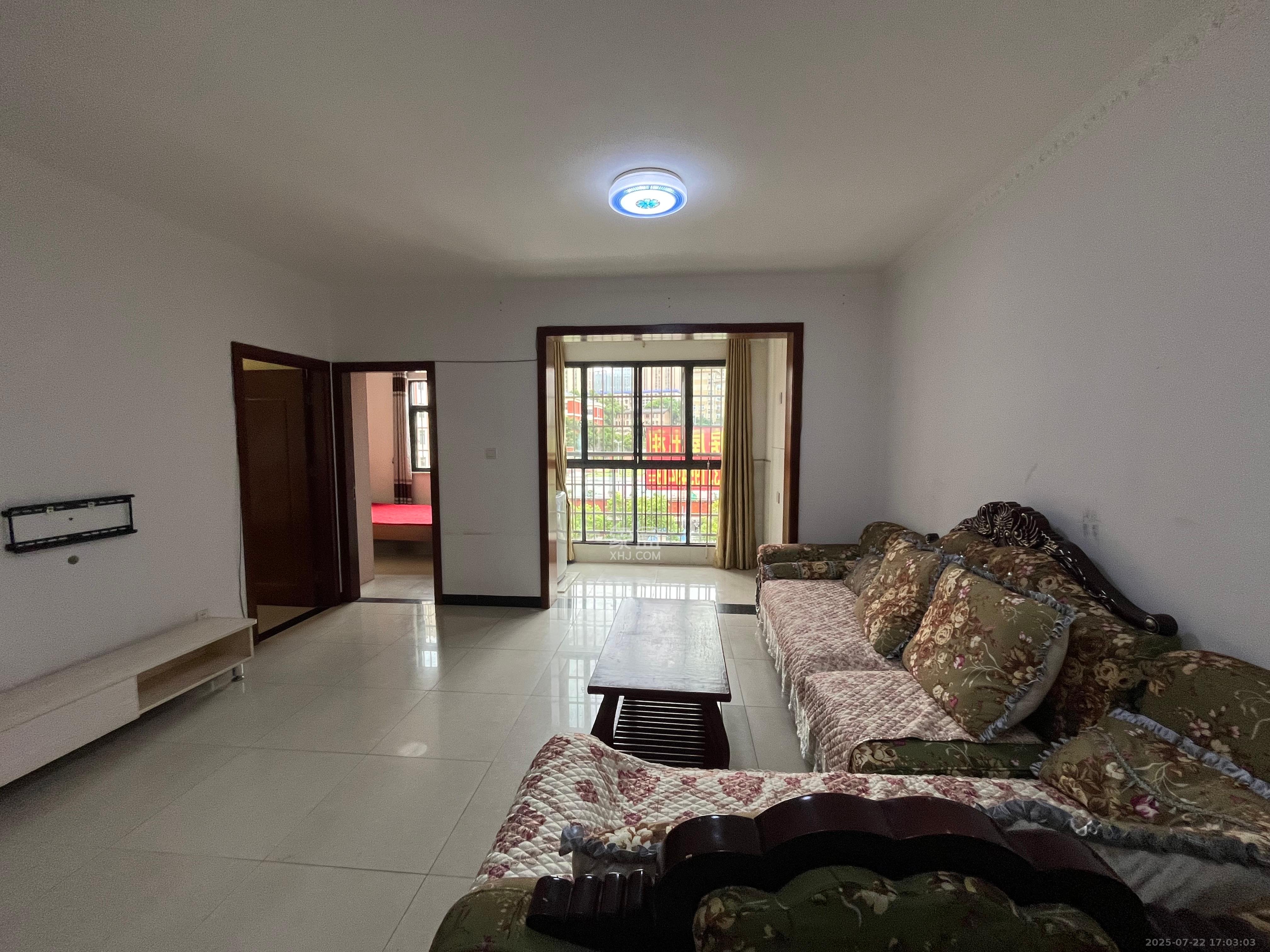 景塘家园 3室2厅1卫 2100.0元/月 景塘家园 3室2厅1卫 2100.0元/月室内图