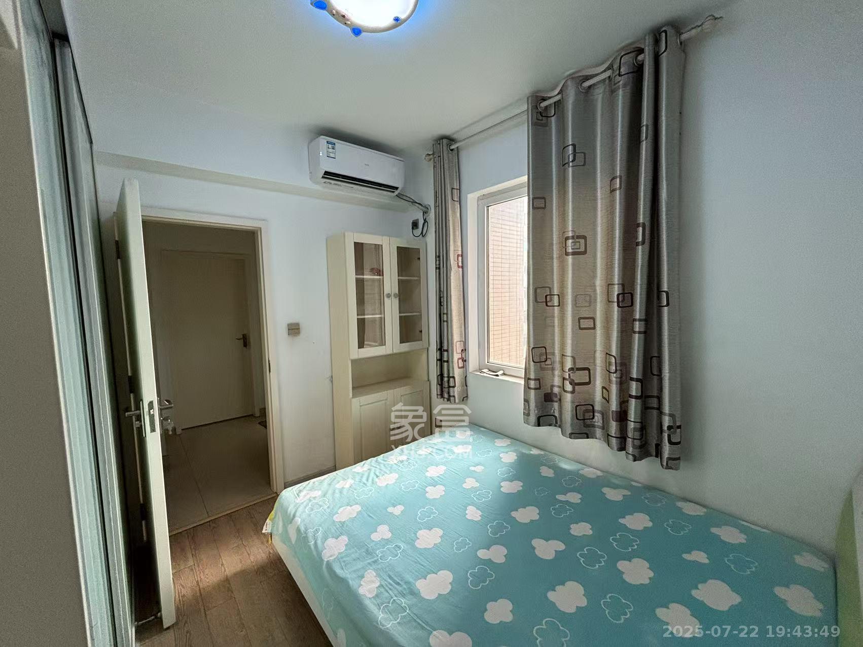 水映青山  2室2厅1卫    2000.0元/月室内图