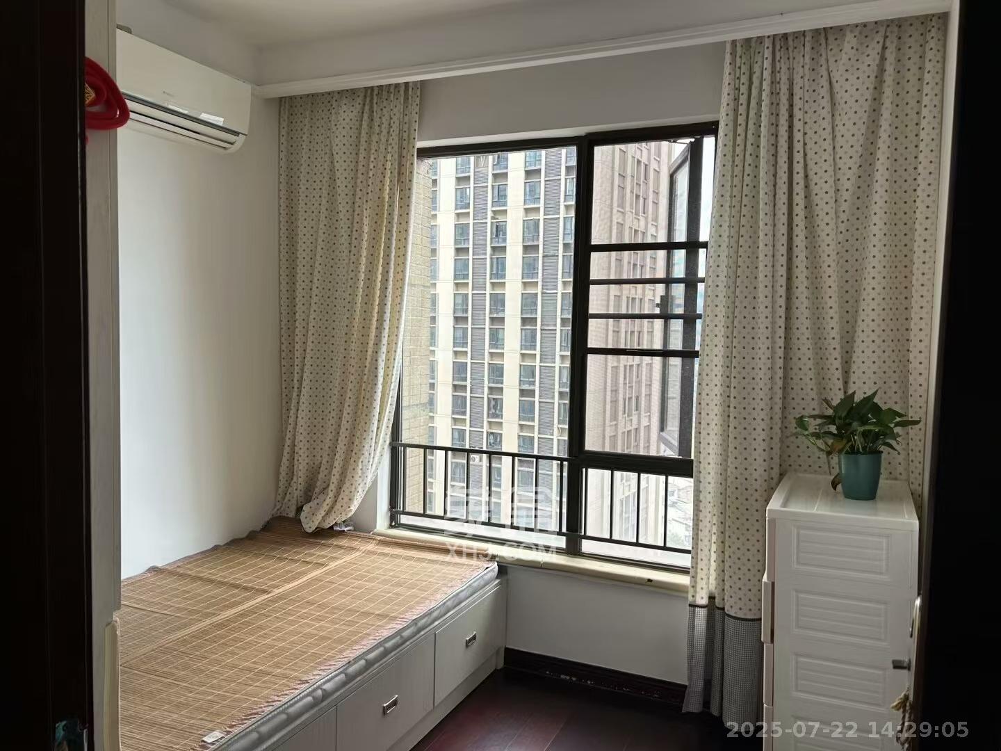 中海国际二期  4室2厅2卫    2200.0元/月室内图