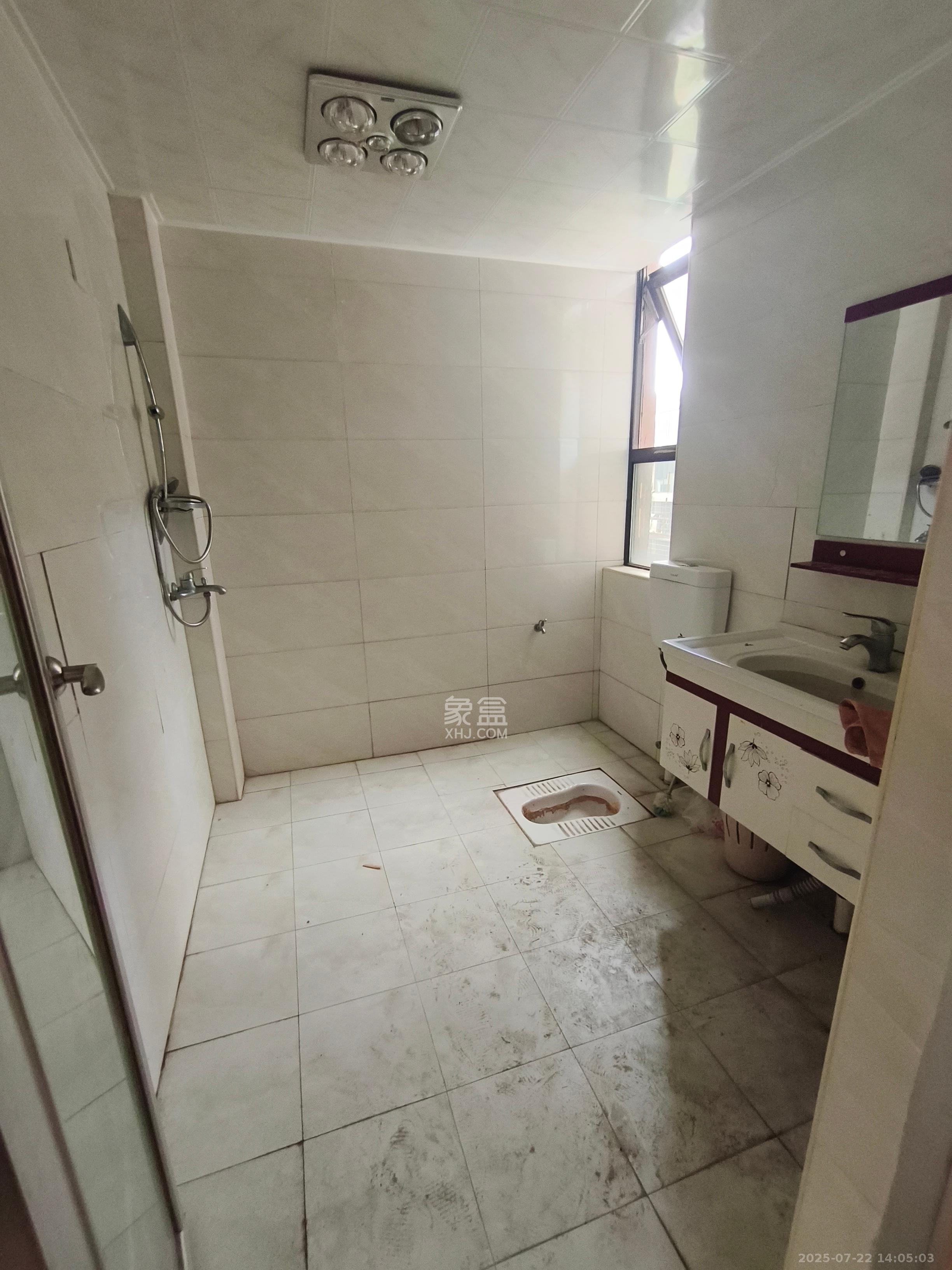 钰龙天下一期 3室2厅1卫 2800.0元/月 钰龙天下一期 3室2厅1卫 2800.0元/月室内图