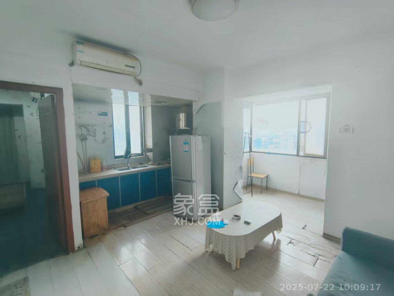 印象天心  1室1厅1卫    1400.0元/月 印象天心  1室1厅1卫    1400.0元/月