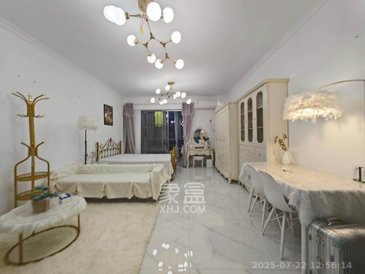 五一中央领御 1室1厅1卫 2800.0元/月 五一中央领御 1室1厅1卫 2800.0元/月室内图