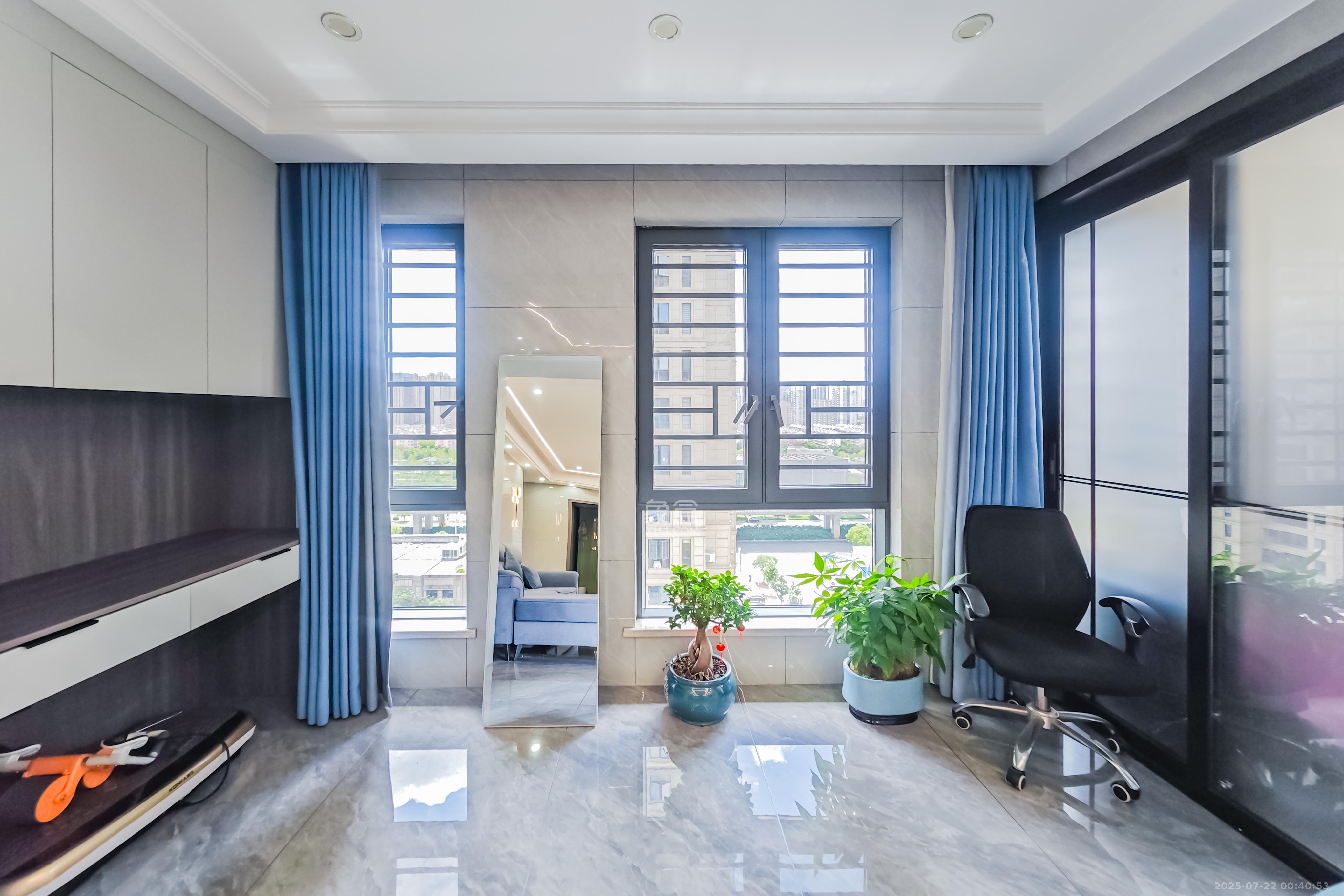 兴旺正佳广场(金石雅苑) 5室2厅2卫 139.0万 兴旺正佳广场(金石雅苑) 5室2厅2卫 139.0万其他