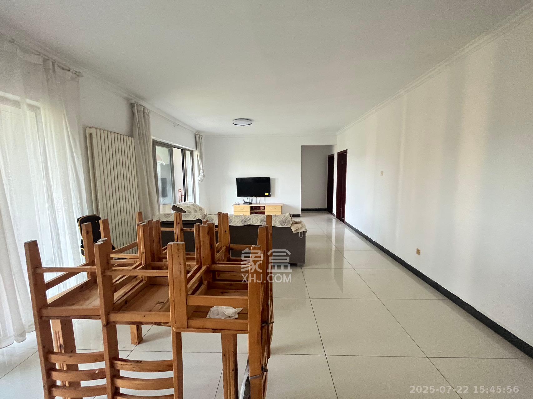 怡海星城 3室2厅2卫 1900.0元/月 怡海星城 3室2厅2卫 1900.0元/月室内图