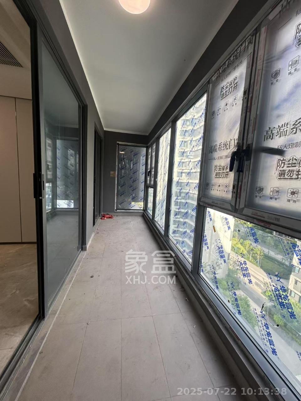 旭辉铂宸府  5室2厅1卫    2800.0元/月室内图