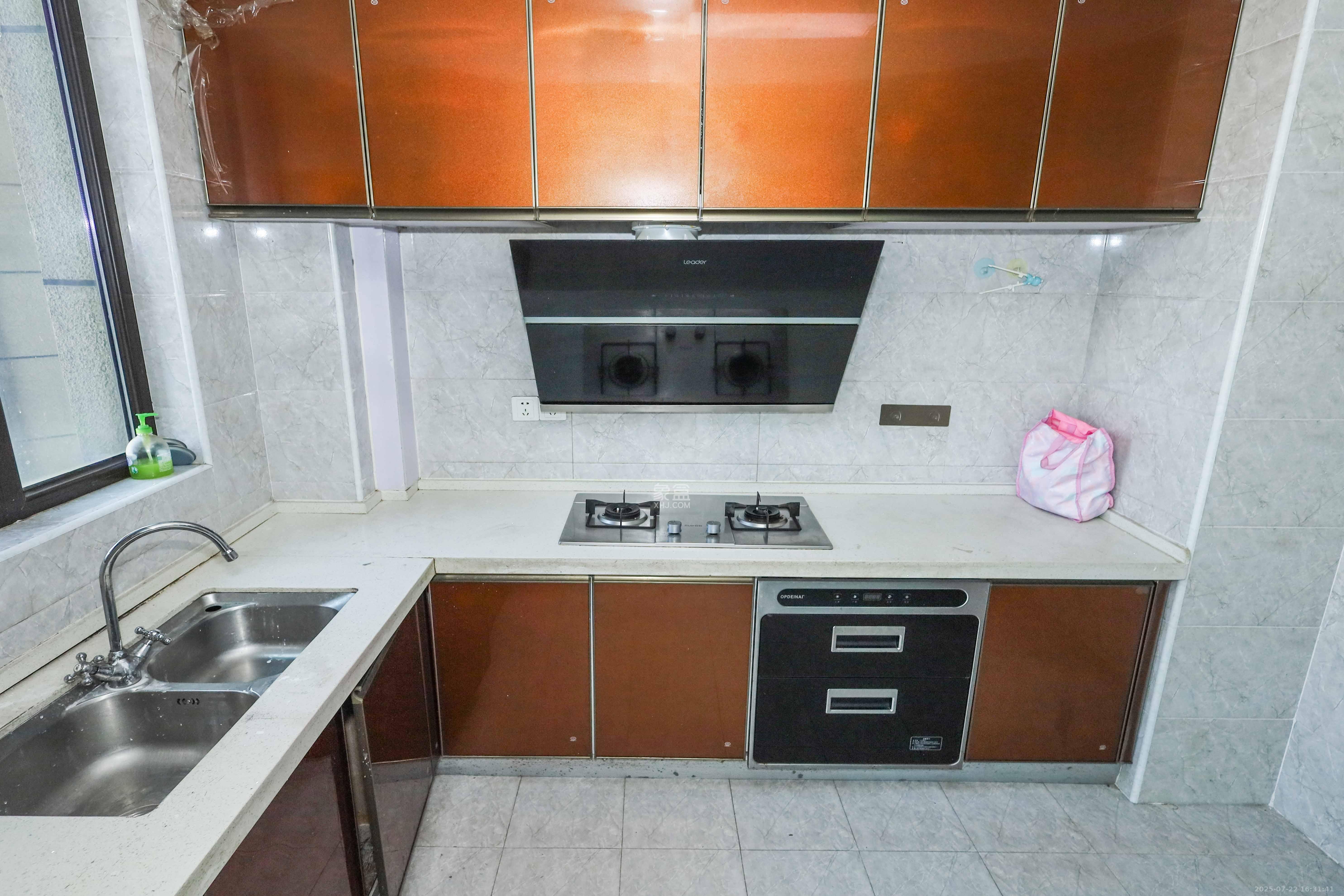 晟通牡丹舸 3室2厅2卫 210.0万 晟通牡丹舸 3室2厅2卫 210.0万厨房