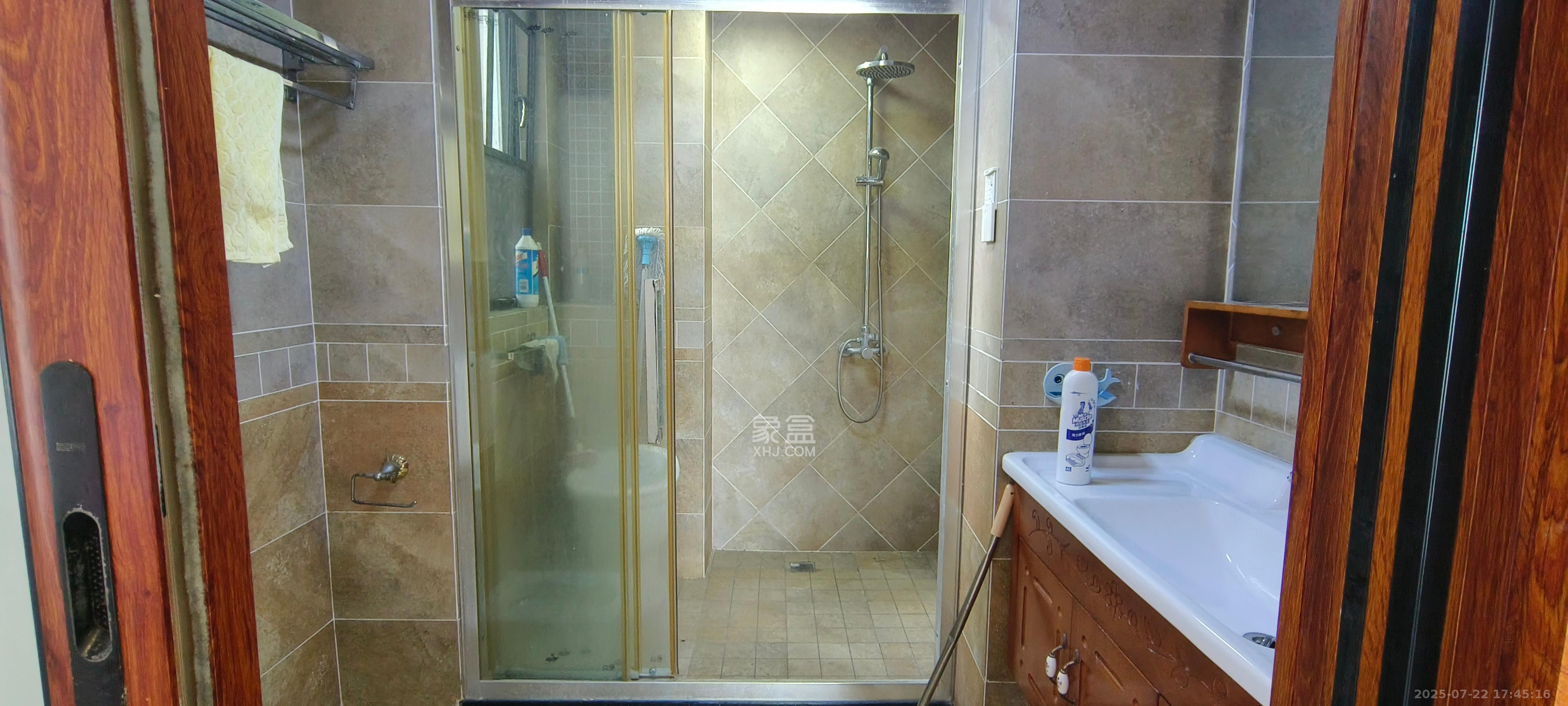 万博汇 2室1厅1卫 2900.0元/月 万博汇 2室1厅1卫 2900.0元/月室内图