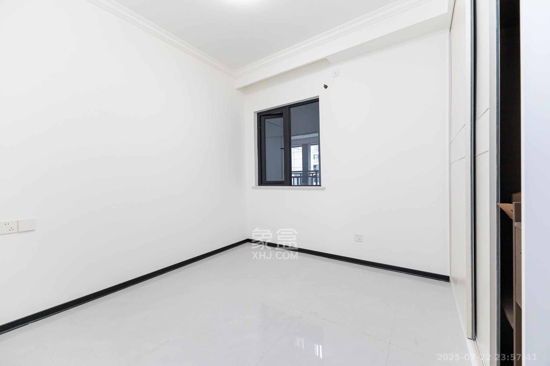 越秀湘江星汇城二期 4室2厅2卫 119.0万 越秀湘江星汇城二期 4室2厅2卫 119.0万卧室