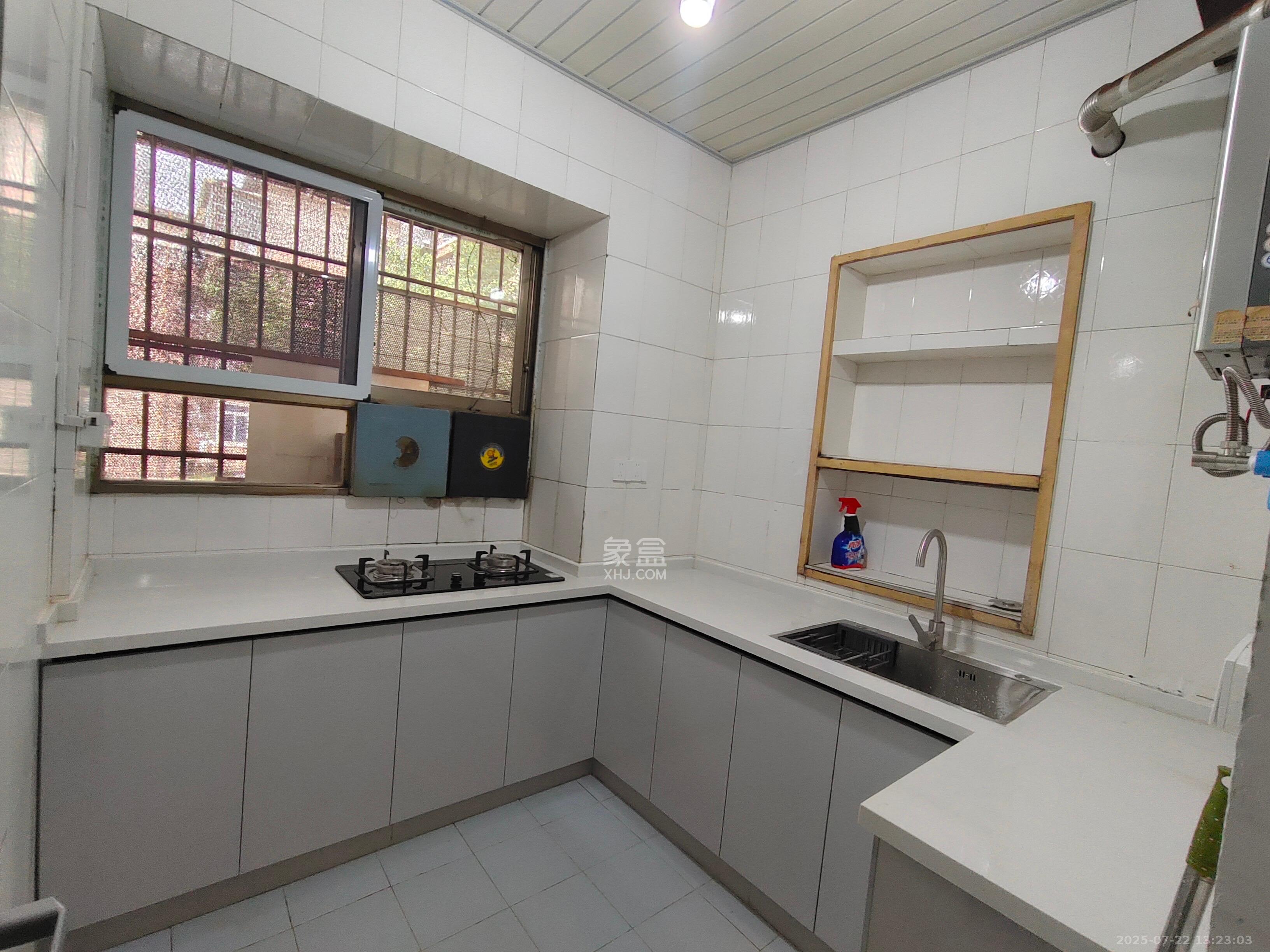 火星一片 3室1厅1卫 1800.0元/月 火星一片 3室1厅1卫 1800.0元/月室内图