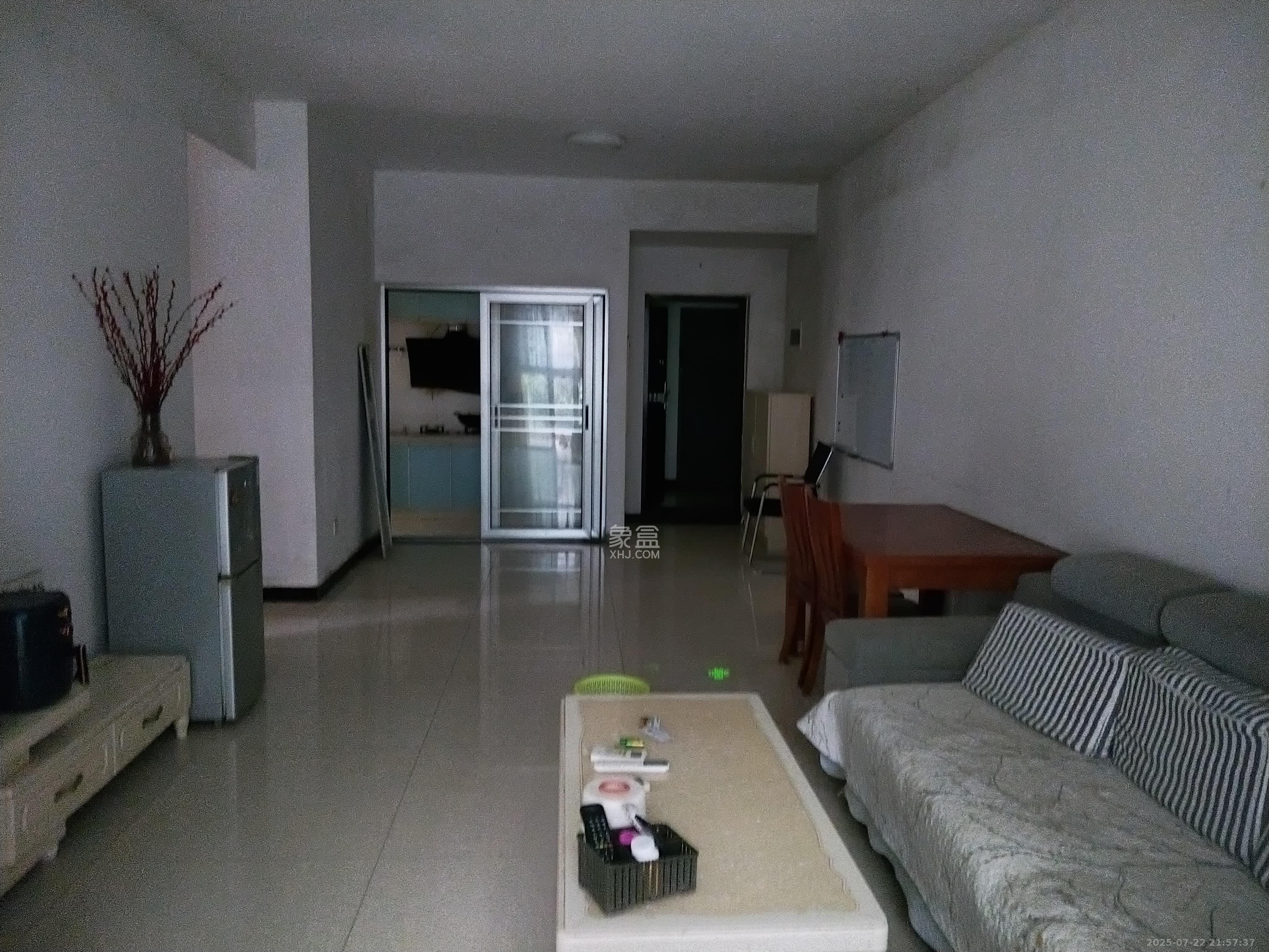 鑫远熙山 3室2厅1卫 2000.0元/月 鑫远熙山 3室2厅1卫 2000.0元/月室内图