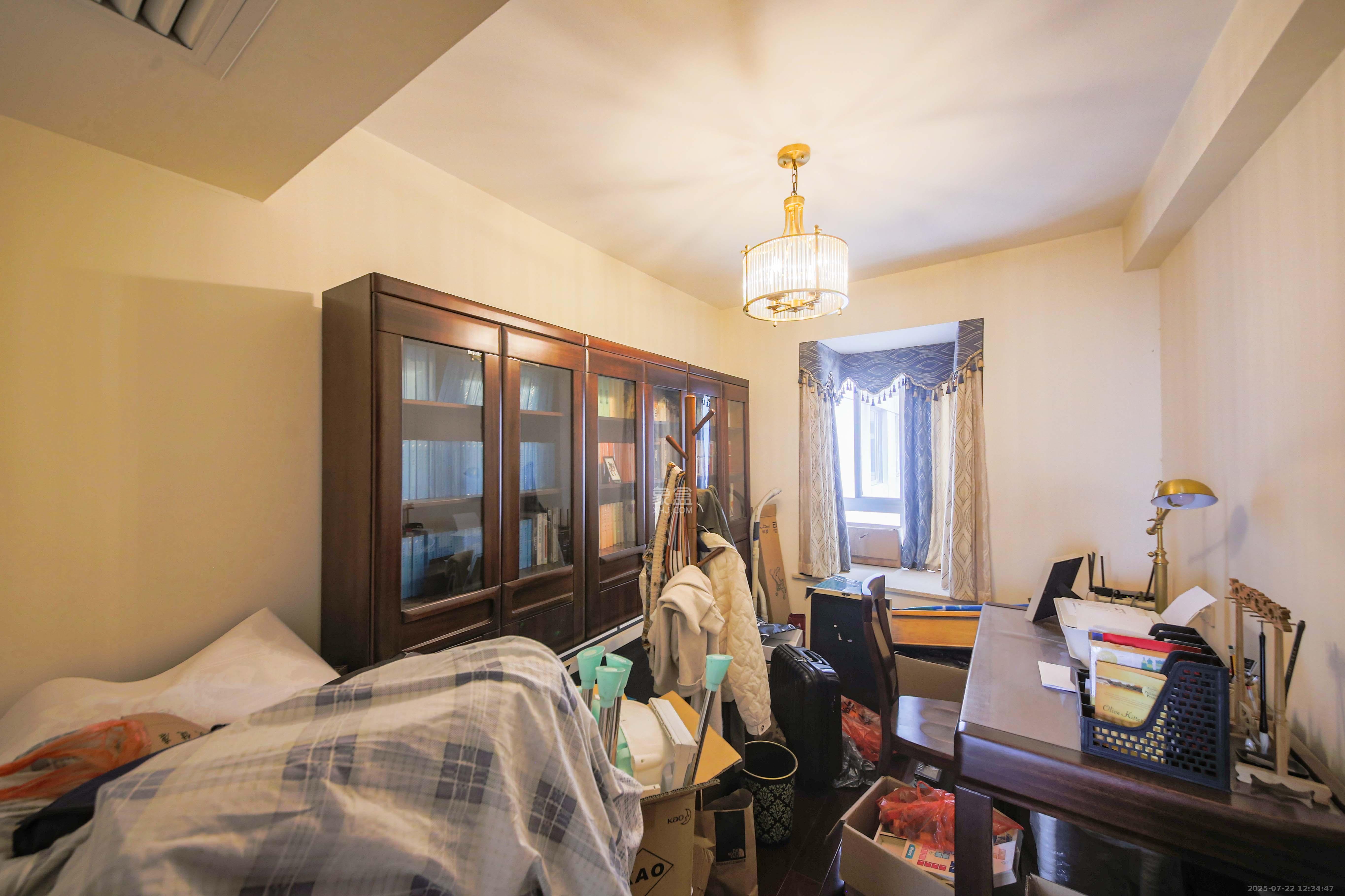 天一康园(湖南电力科技园)  4室2厅2卫    288.1万 天一康园(湖南电力科技园)  4室2厅2卫    288.1万卧室