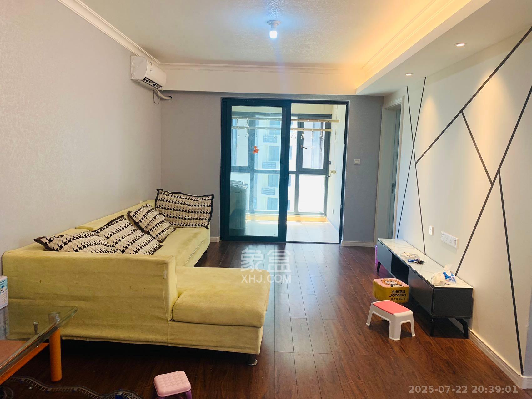 万科魅力之城锋镜里  3室2厅2卫    2100.0元/月 万科魅力之城锋镜里  3室2厅2卫    2100.0元/月室内图