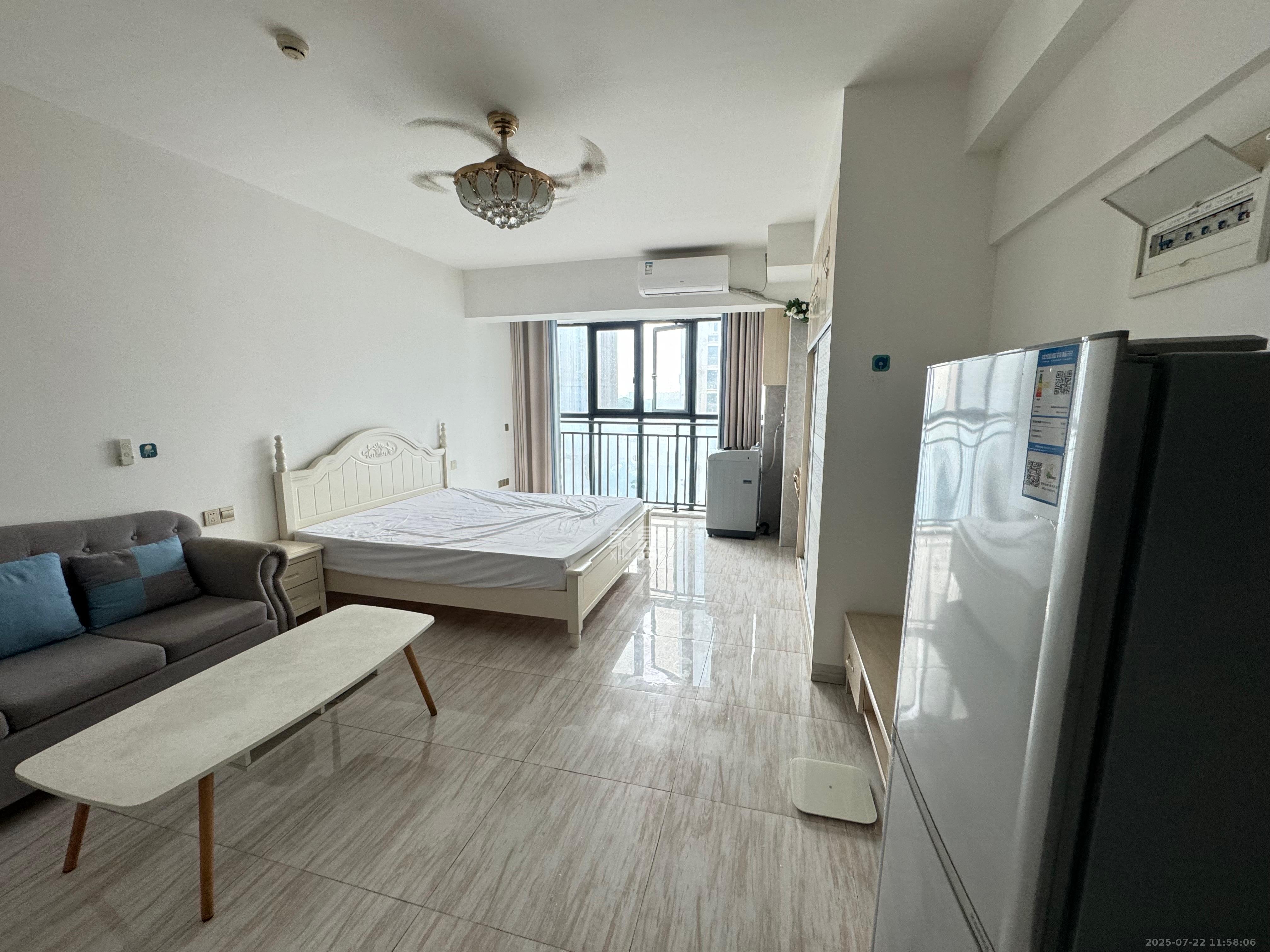 中交里城 1室1厅1卫 1500.0元/月 中交里城 1室1厅1卫 1500.0元/月室内图