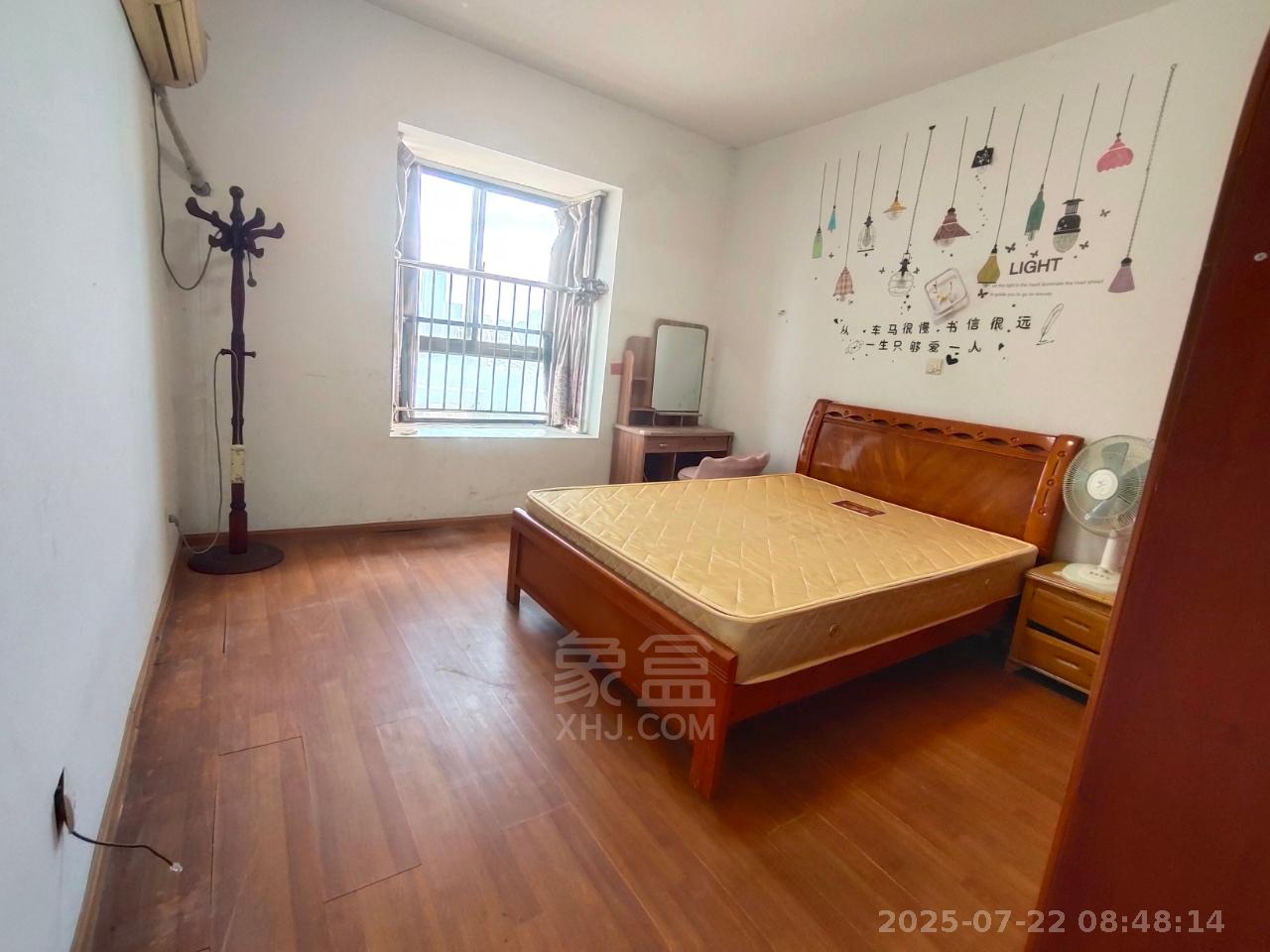 阳光新城 2室2厅1卫 1100.0元/月 阳光新城 2室2厅1卫 1100.0元/月室内图