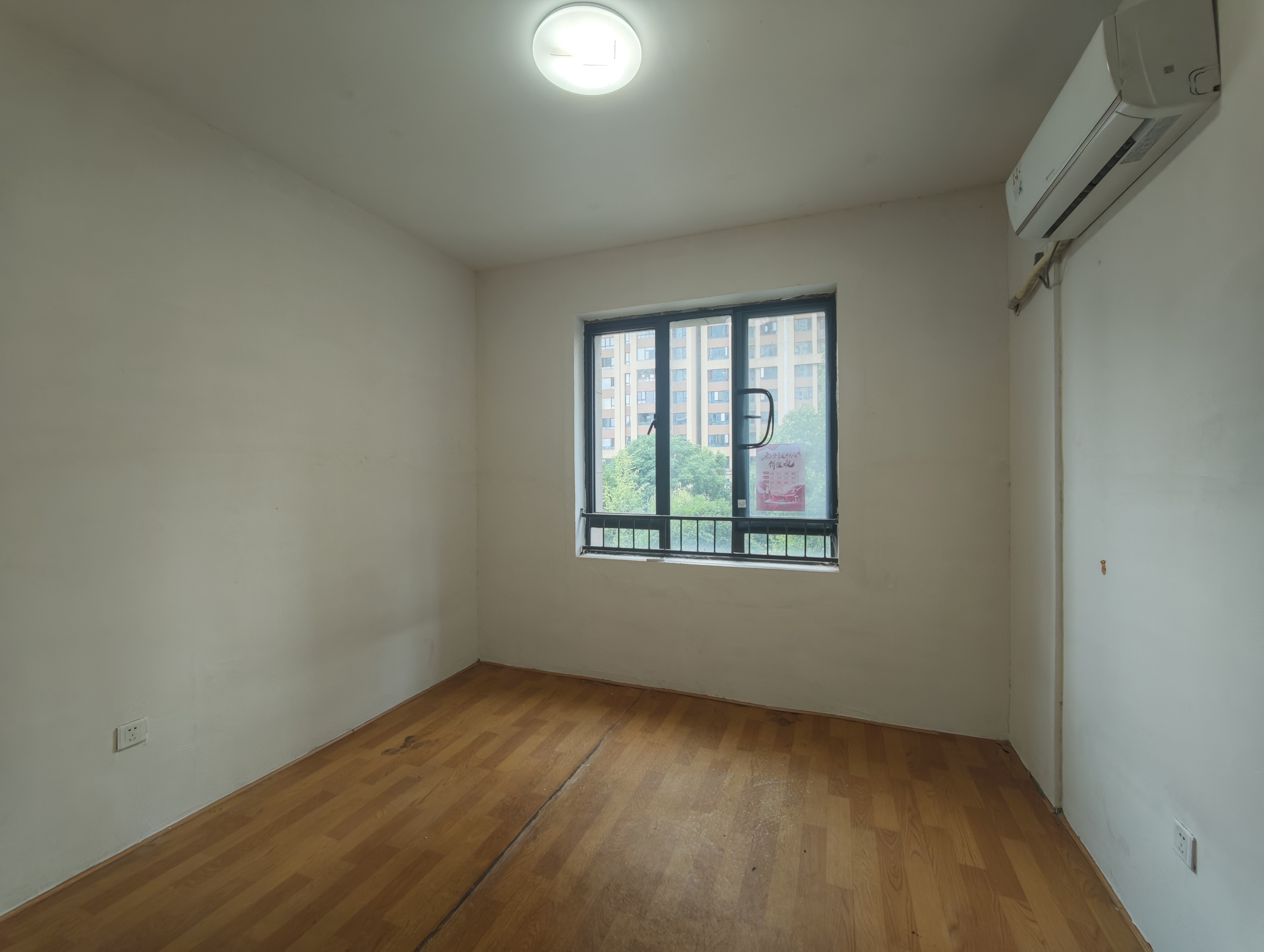 长房东云台 4室2厅2卫 1800.0元/月 长房东云台 4室2厅2卫 1800.0元/月户型图