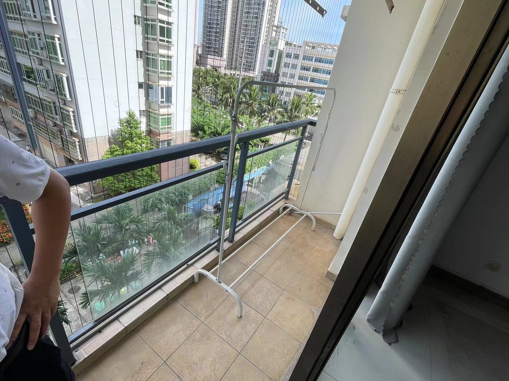 亚洲豪苑南区  3室2厅2卫    2200.0元/月 亚洲豪苑南区  3室2厅2卫    2200.0元/月室内图