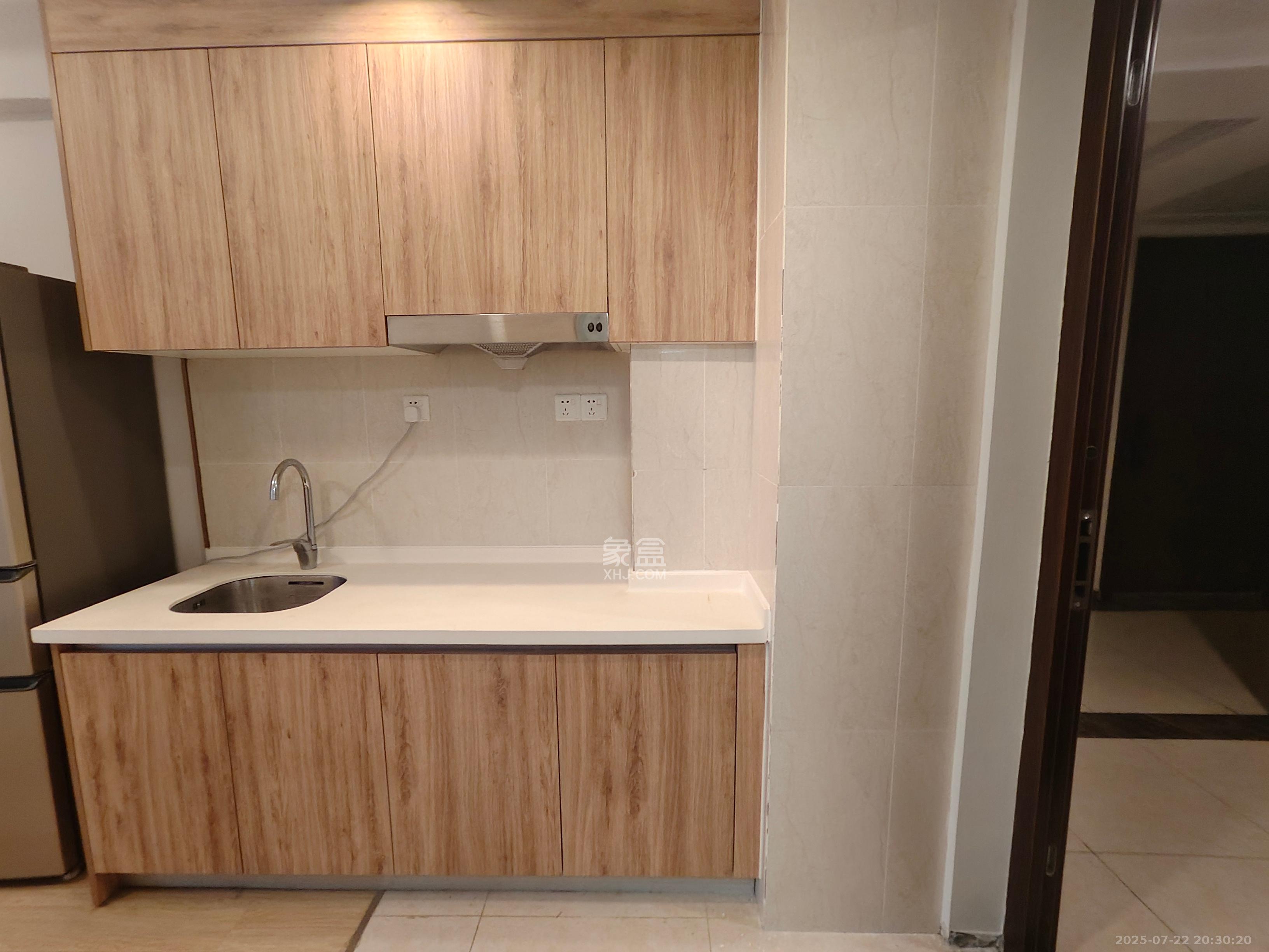 佳兆业云顶都汇 2室1厅1卫 1300.0元/月 佳兆业云顶都汇 2室1厅1卫 1300.0元/月室内图