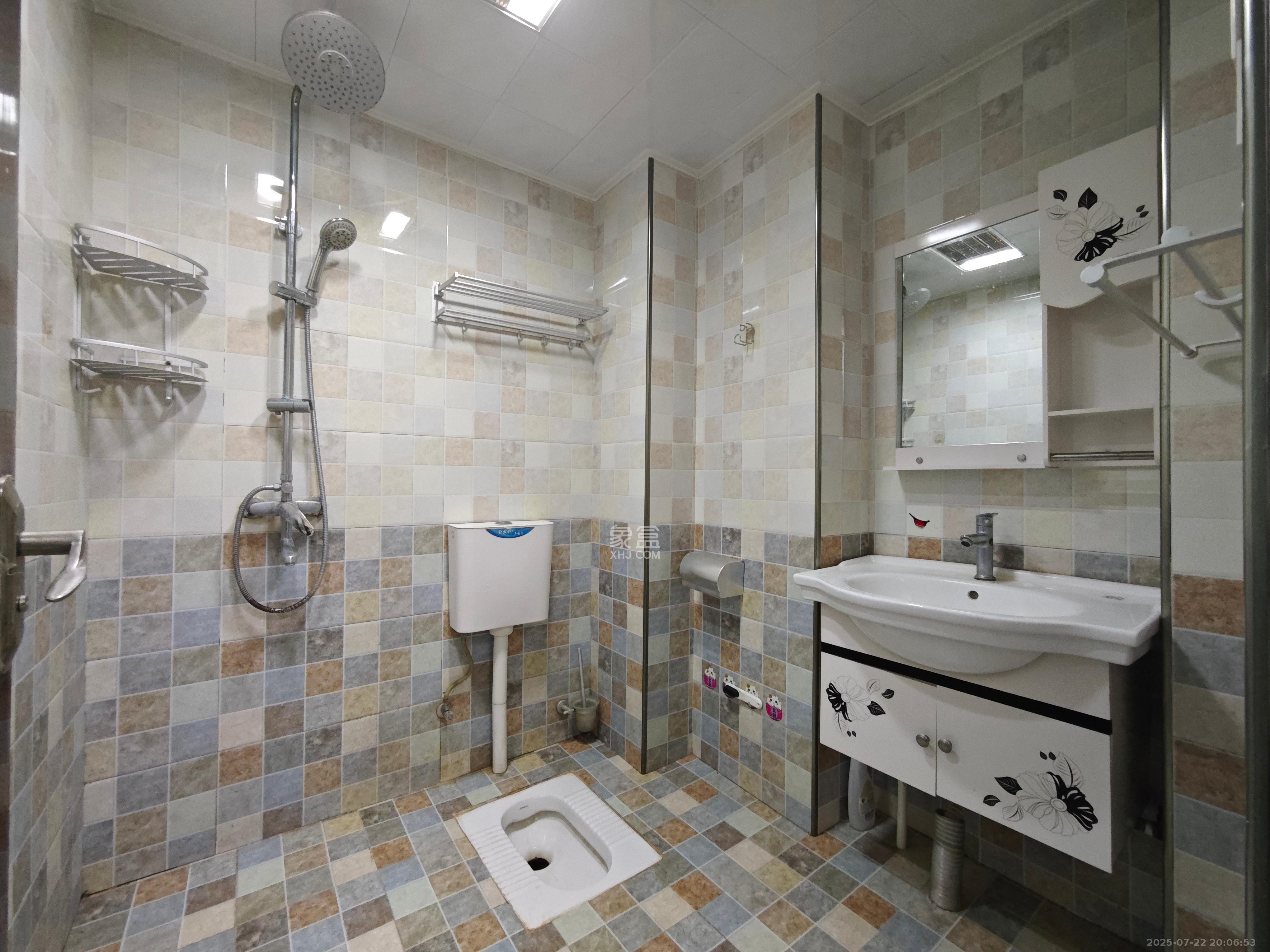 五矿万境水岸二期(五矿万境水岸和苑) 1室1厅1卫 1200.0元/月 五矿万境水岸二期(五矿万境水岸和苑) 1室1厅1卫 1200.0元/月室内图