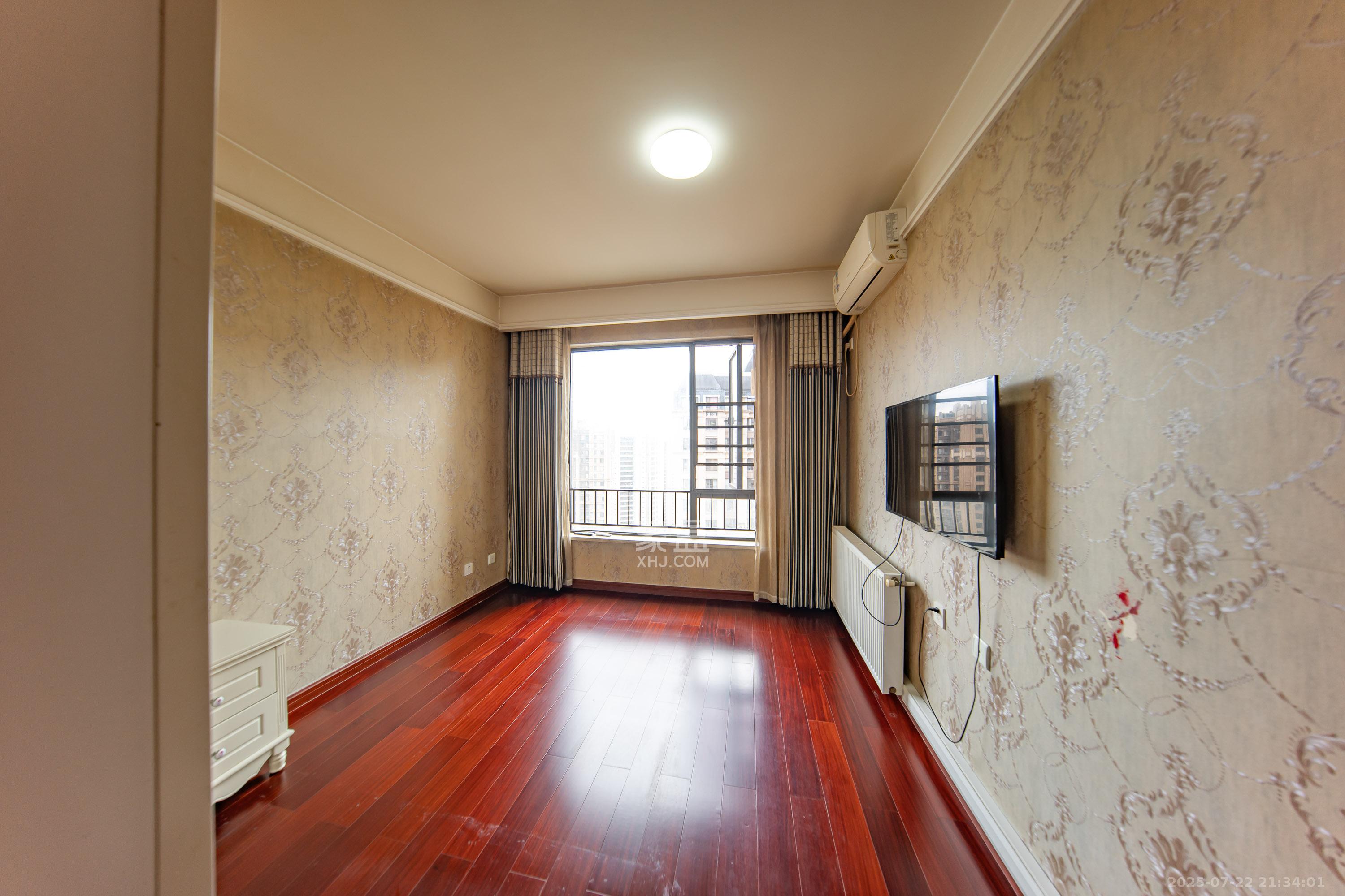 中海国际四期  2室2厅1卫    54.8万卧室