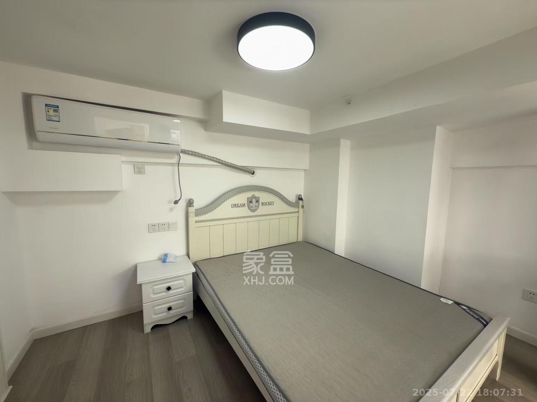 荣盛花语书苑  1室0厅0卫   2200.00元/月室内图