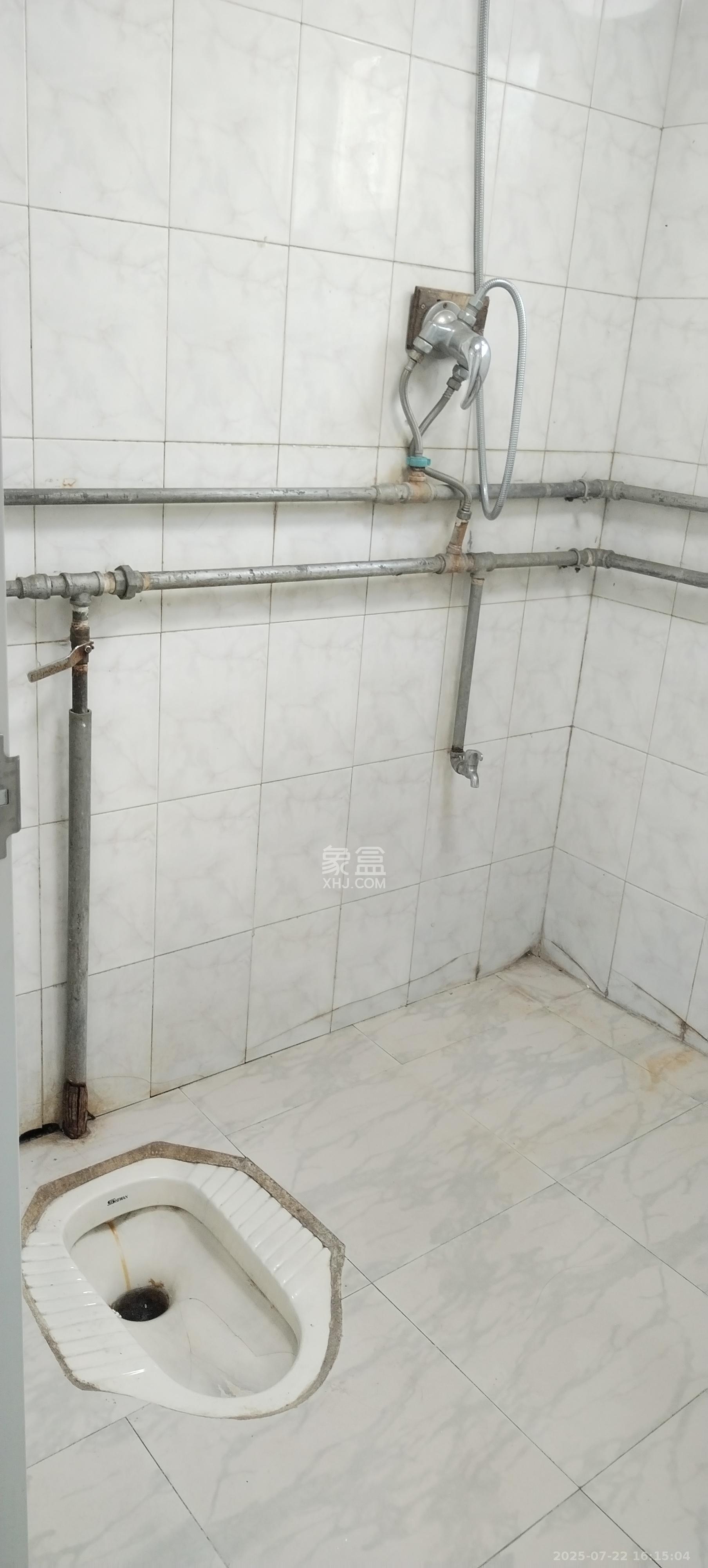 香樟路省委党校  4室2厅1卫    2500.0元/月室内图