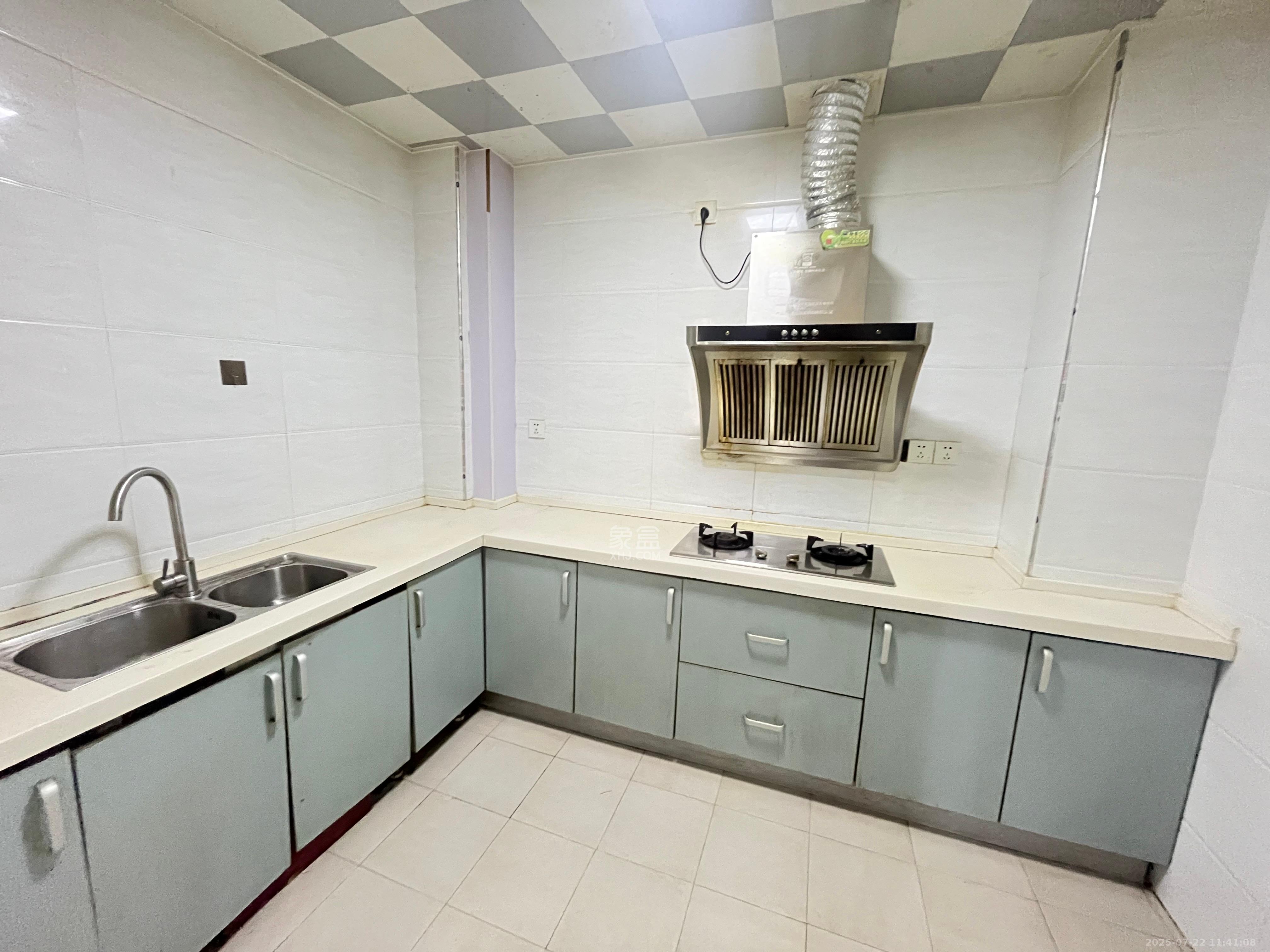 湘水熙园 3室2厅2卫 3000.0元/月 湘水熙园 3室2厅2卫 3000.0元/月室内图