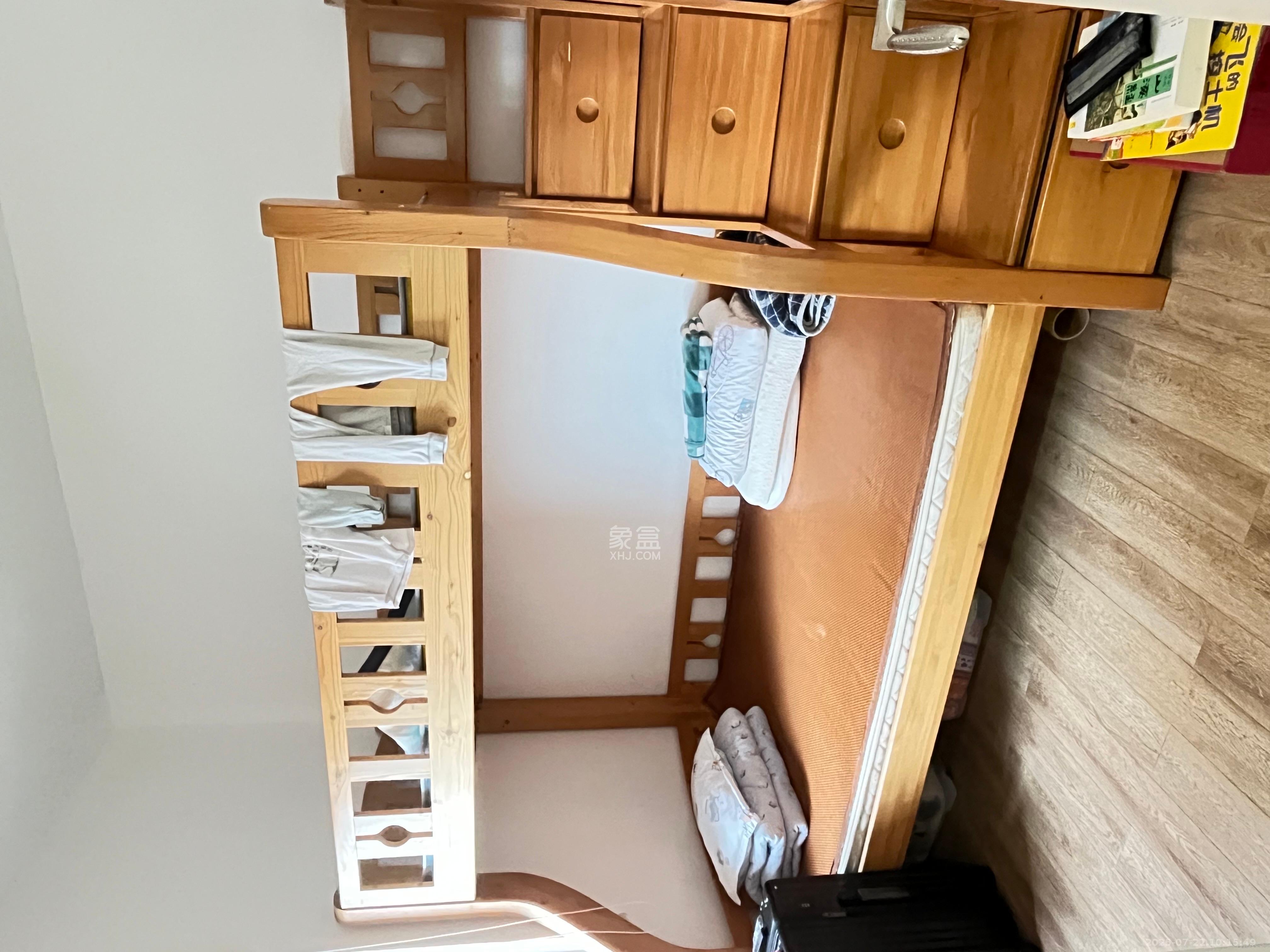 丽发新城 3室2厅1卫 2600.0元/月 丽发新城 3室2厅1卫 2600.0元/月室内图