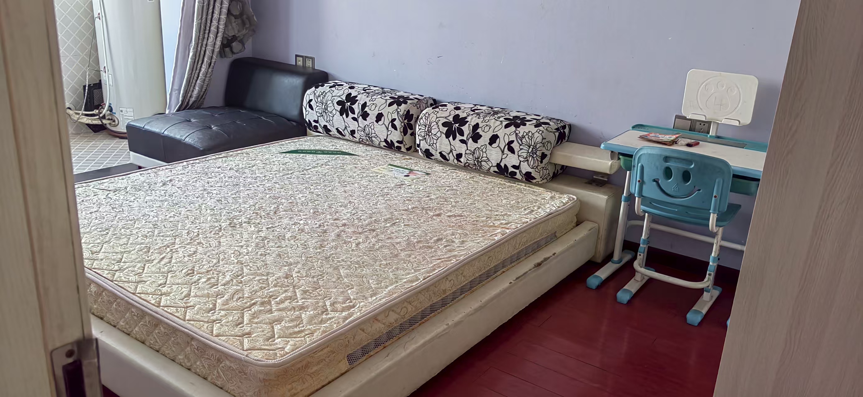 彭家铺小区  3室2厅1卫    1200.0元/月 彭家铺小区  3室2厅1卫    1200.0元/月室内图