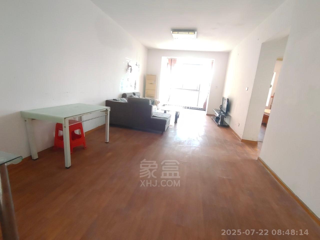 阳光新城 2室2厅1卫 1100.0元/月 阳光新城 2室2厅1卫 1100.0元/月室内图