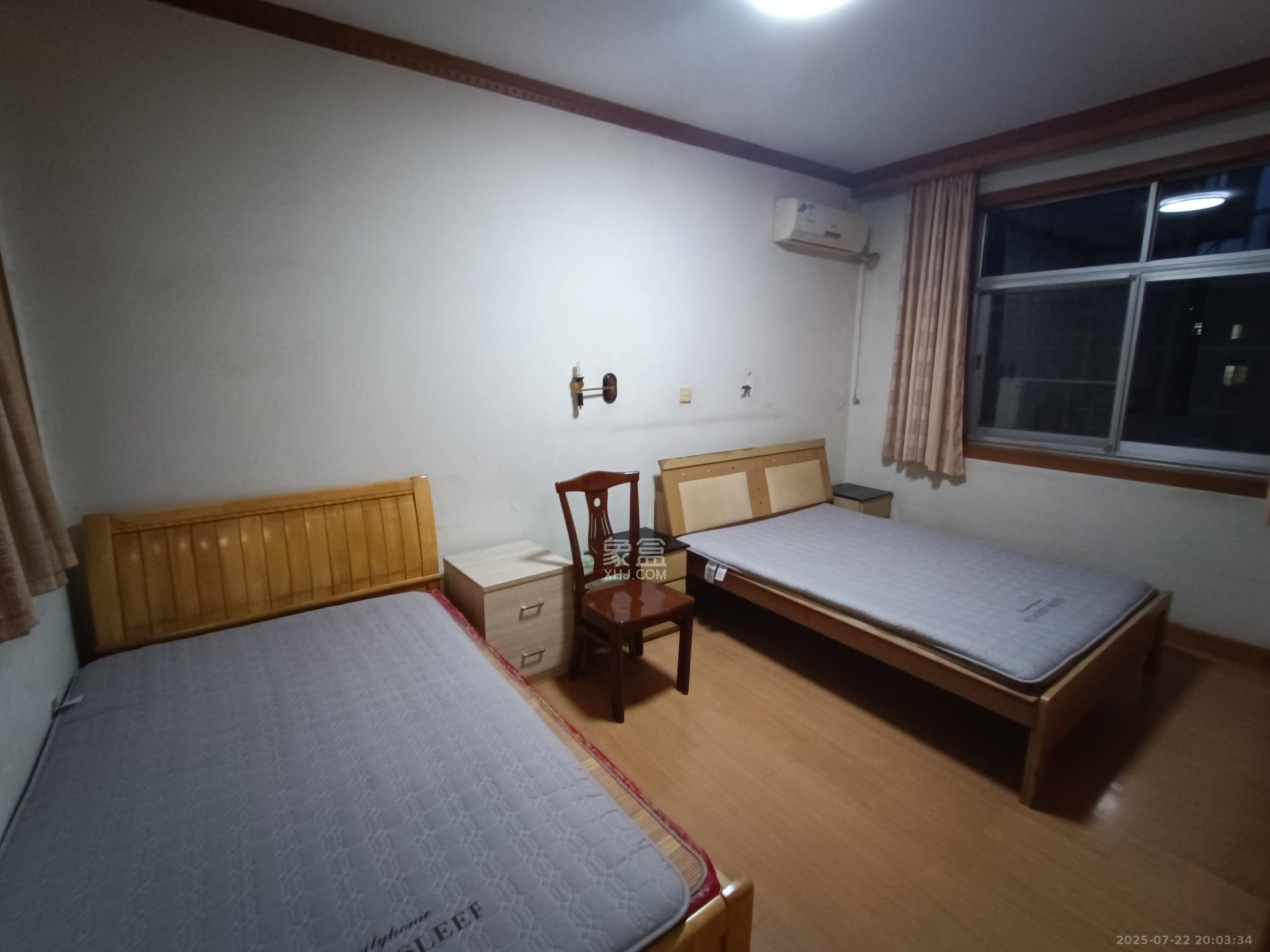 佳兴公寓  1室1厅1卫    3500.0元/月 佳兴公寓  1室1厅1卫    3500.0元/月室内图1