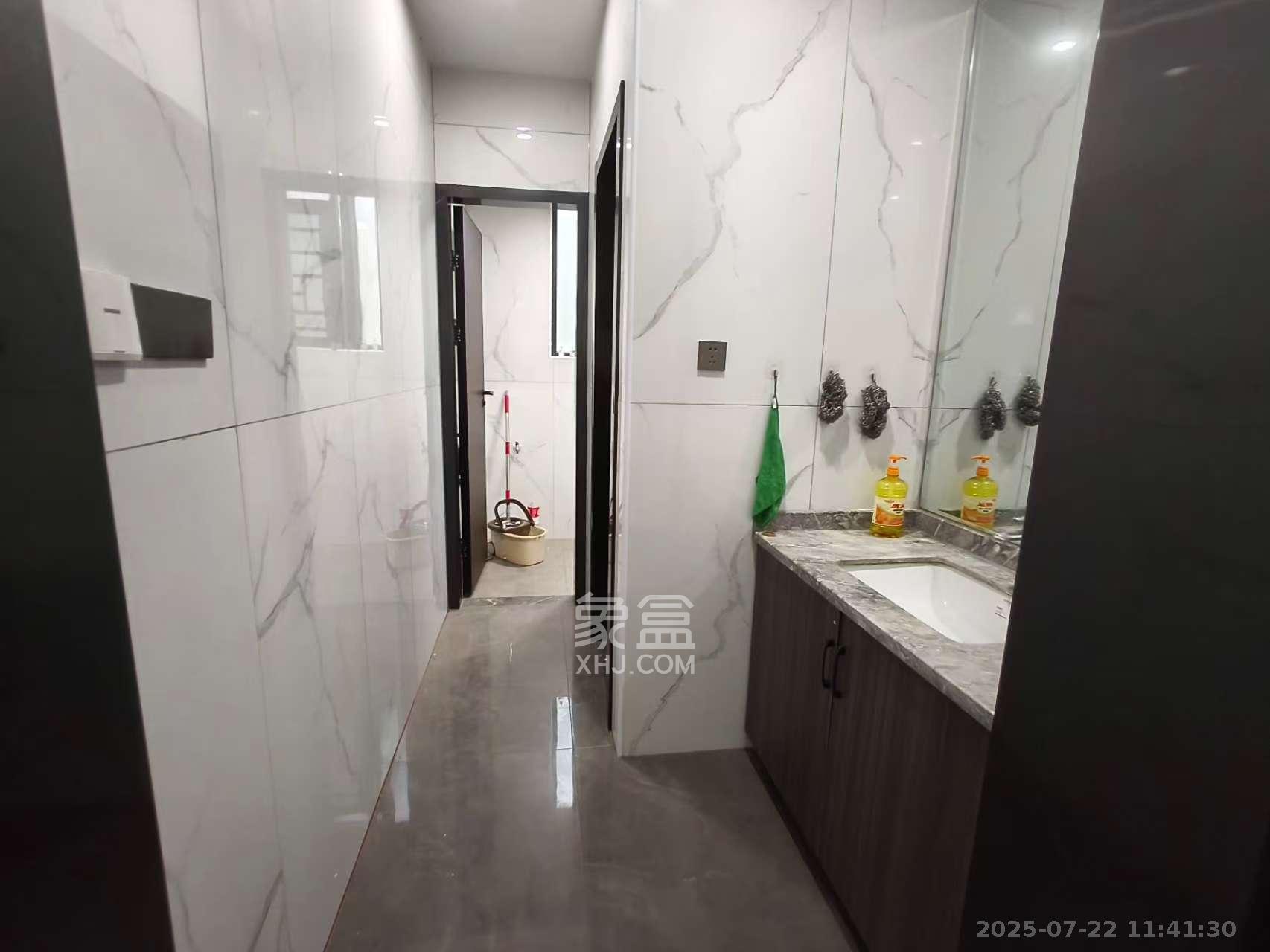 锦湘国际星城四期(金丽苑) 5室2厅2卫 12000.0元/月 锦湘国际星城四期(金丽苑) 5室2厅2卫 12000.0元/月室内图